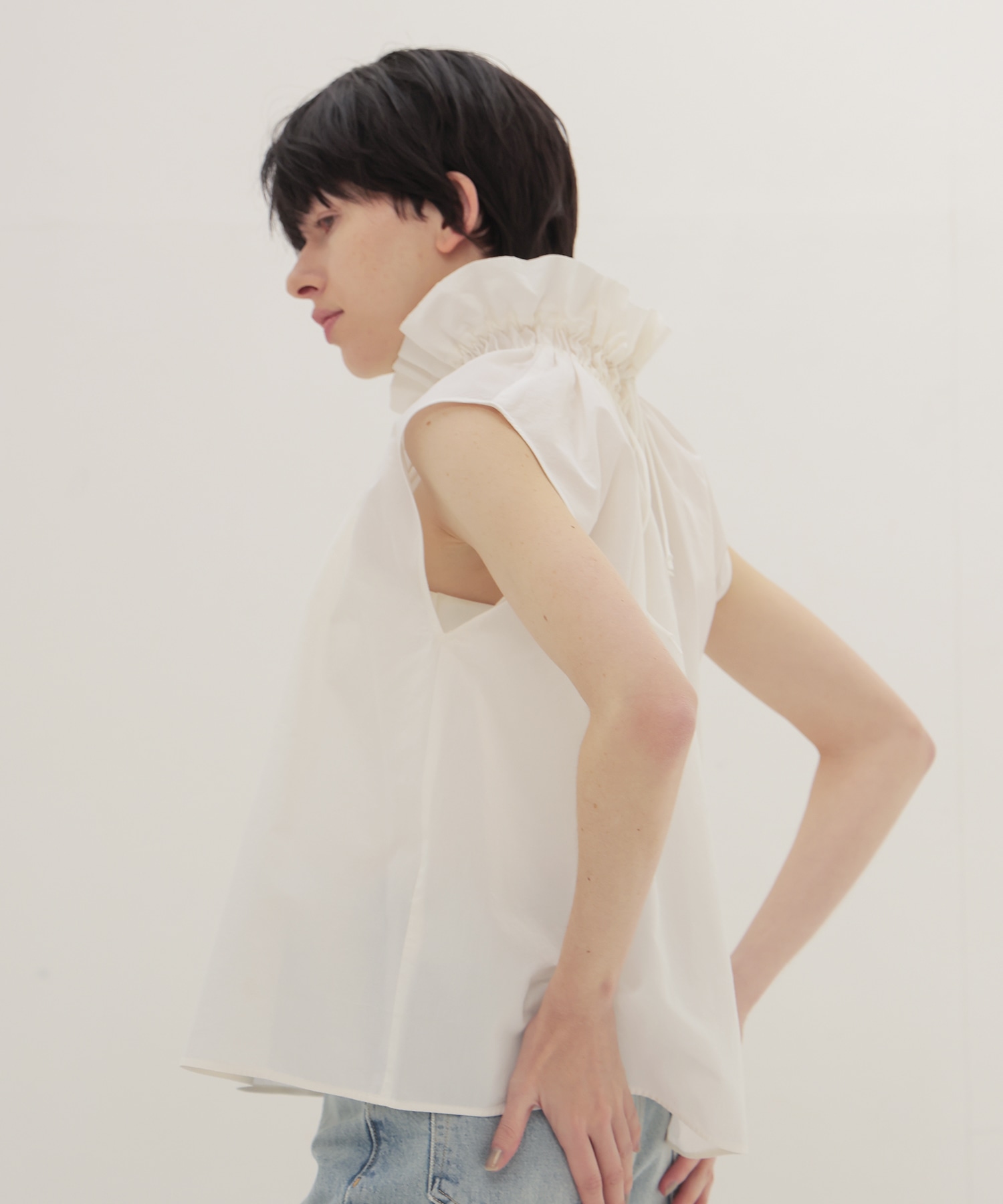 〔お家で試着〕2way frill collar blouse