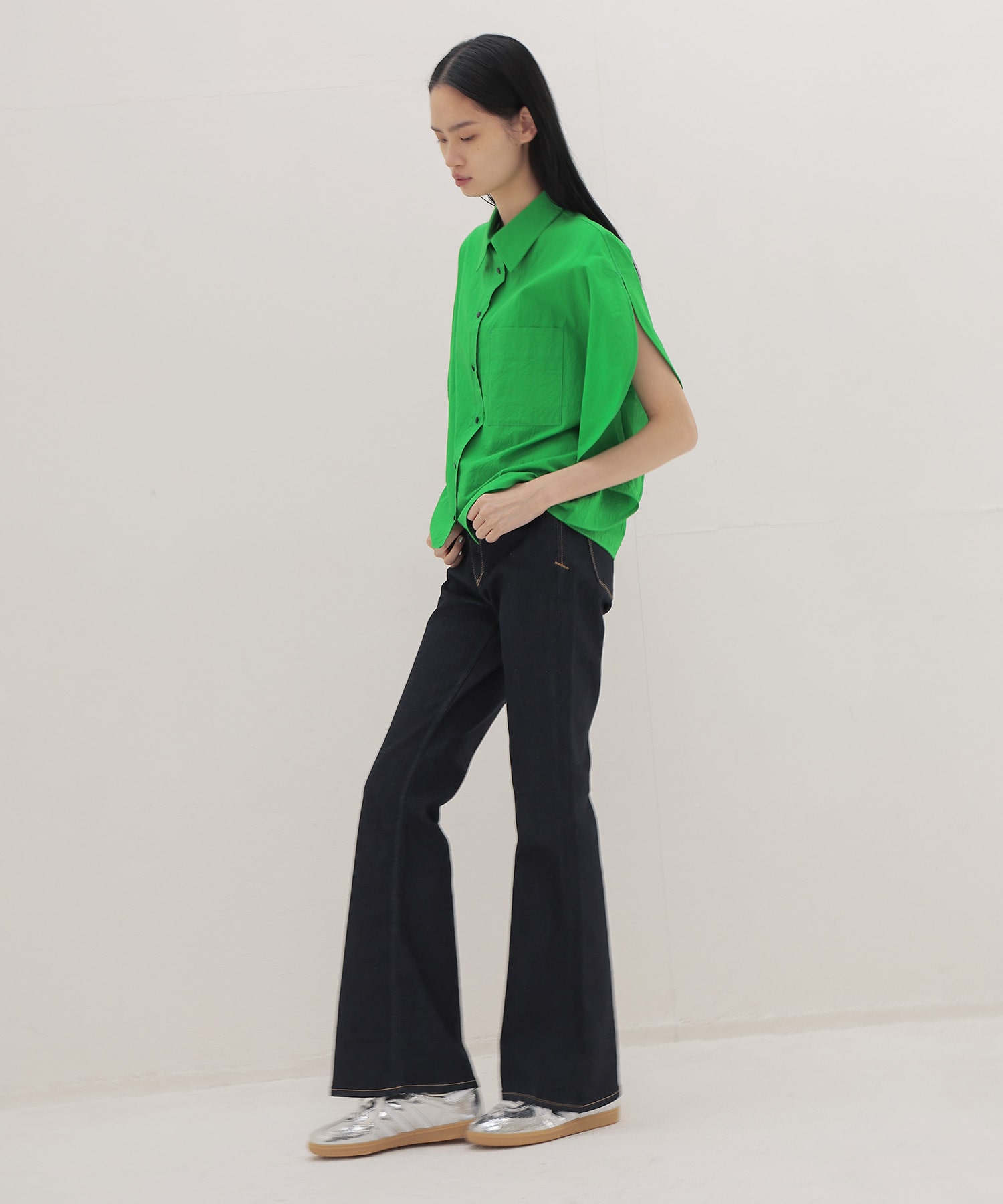 cordlane circle flare sleeve shirt