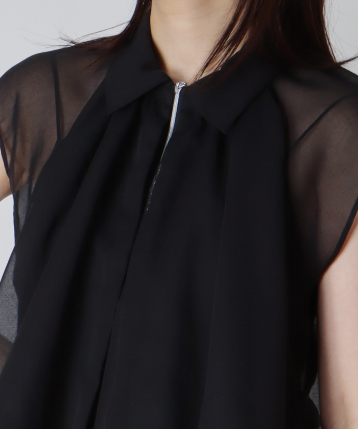 sheer balloon sleeveless zip blouse