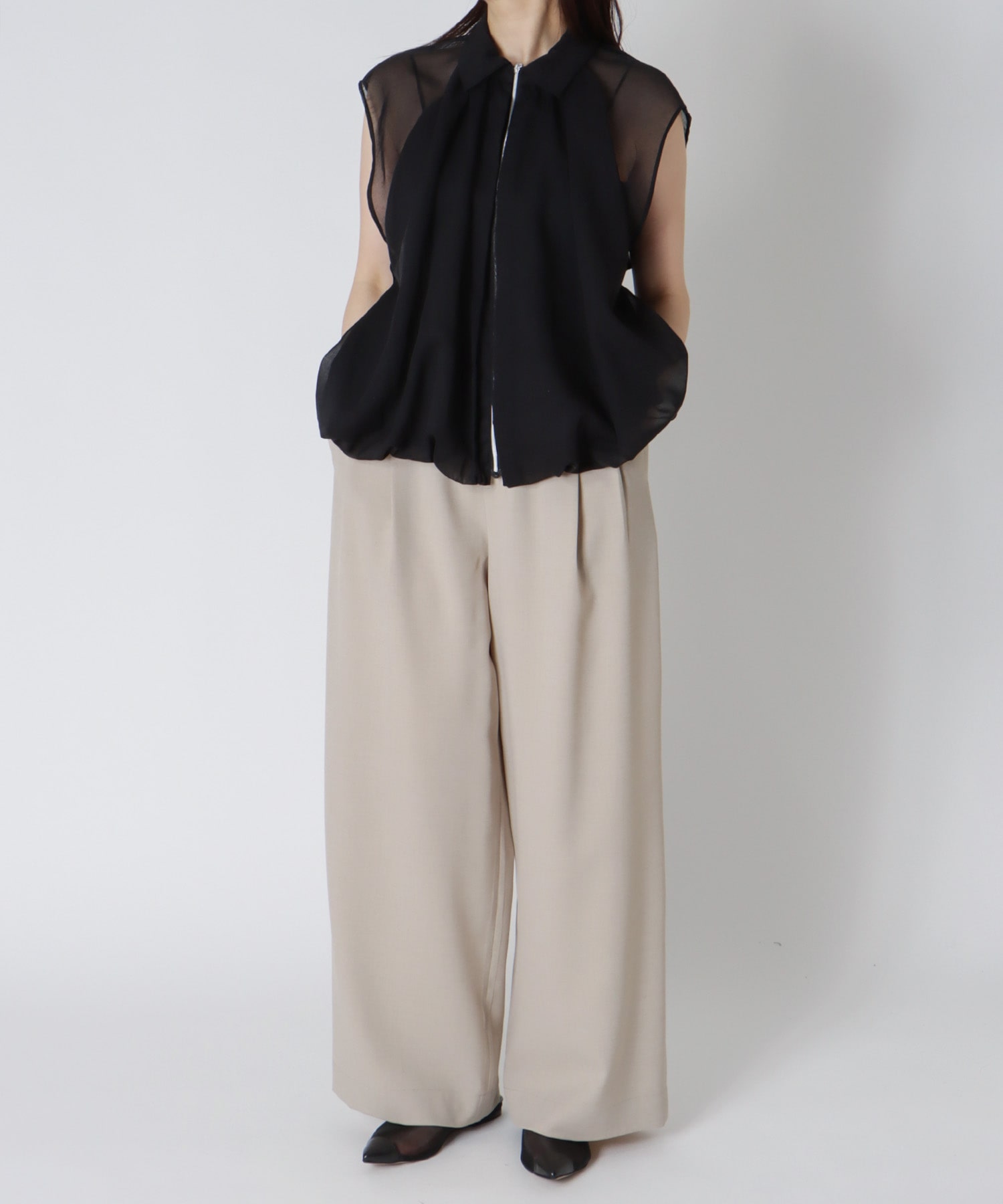 sheer balloon sleeveless zip blouse