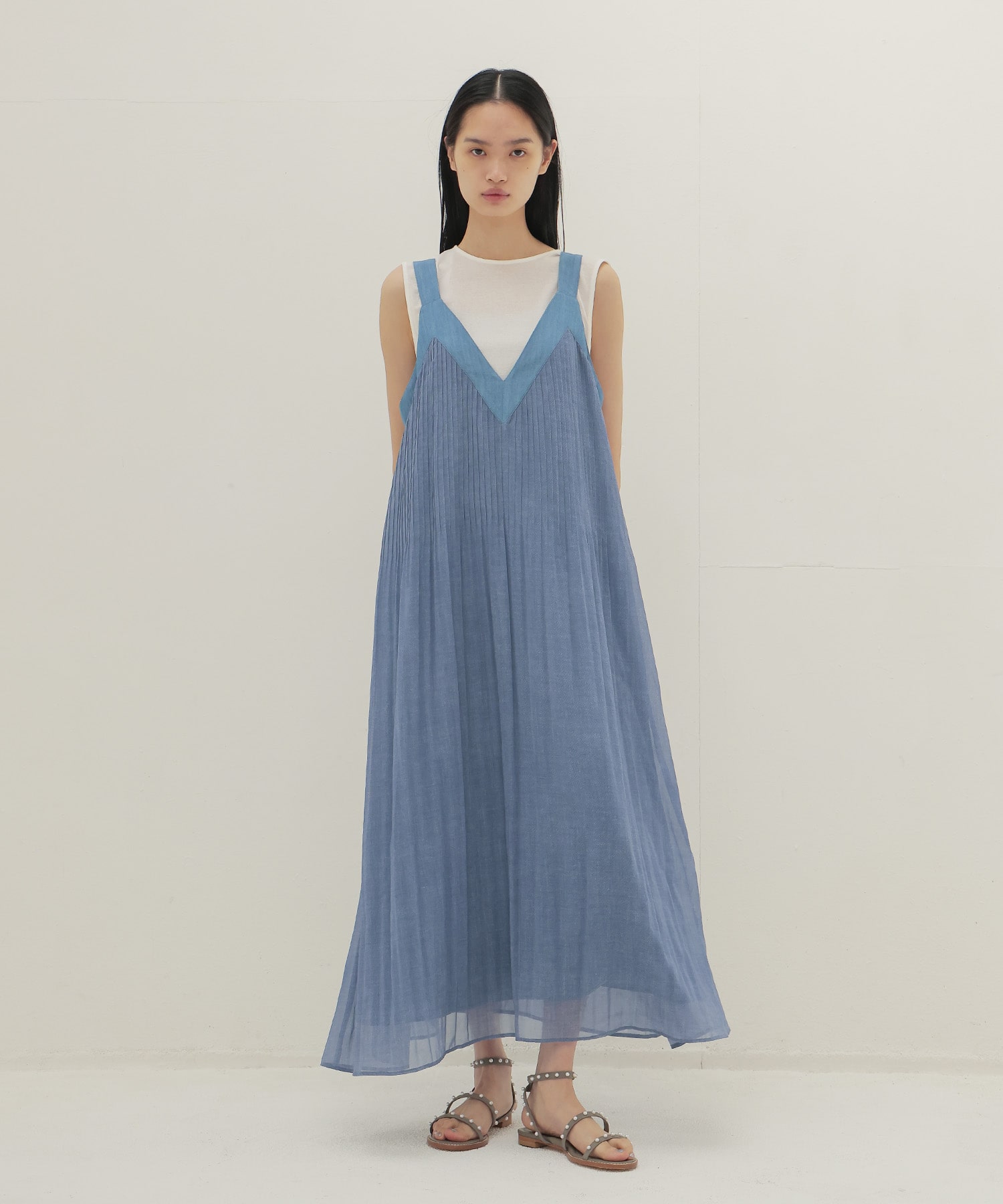 sheer print pleats dress