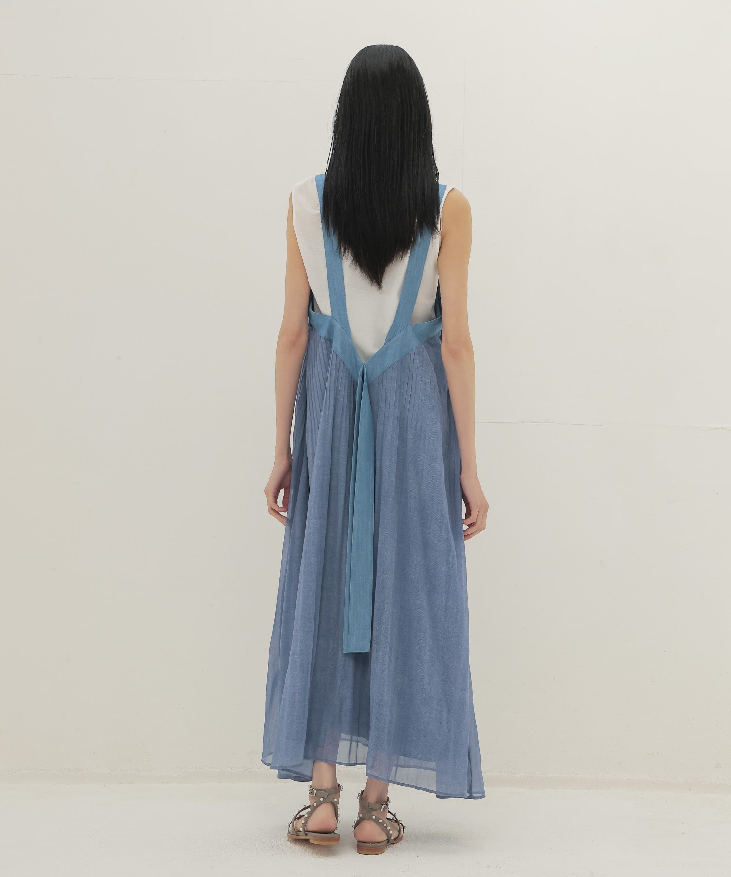sheer print pleats dress