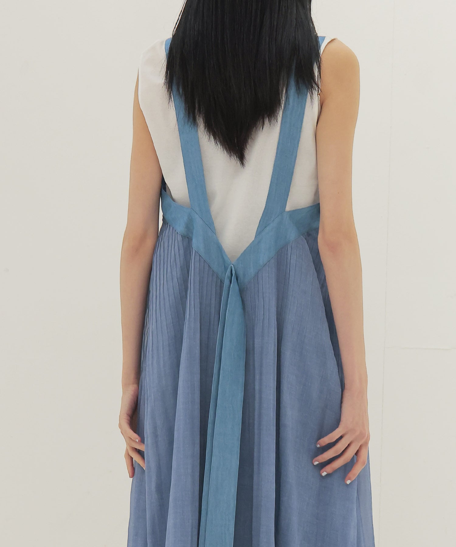 sheer print pleats dress
