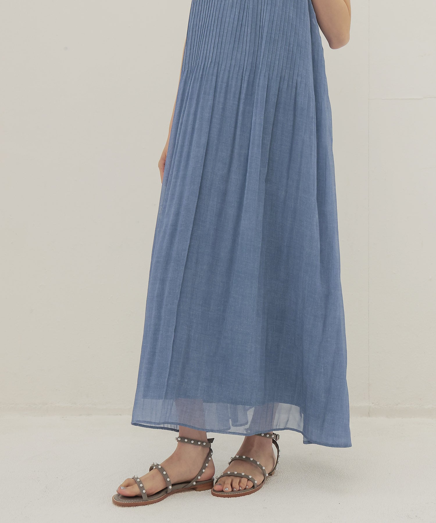 sheer print pleats dress