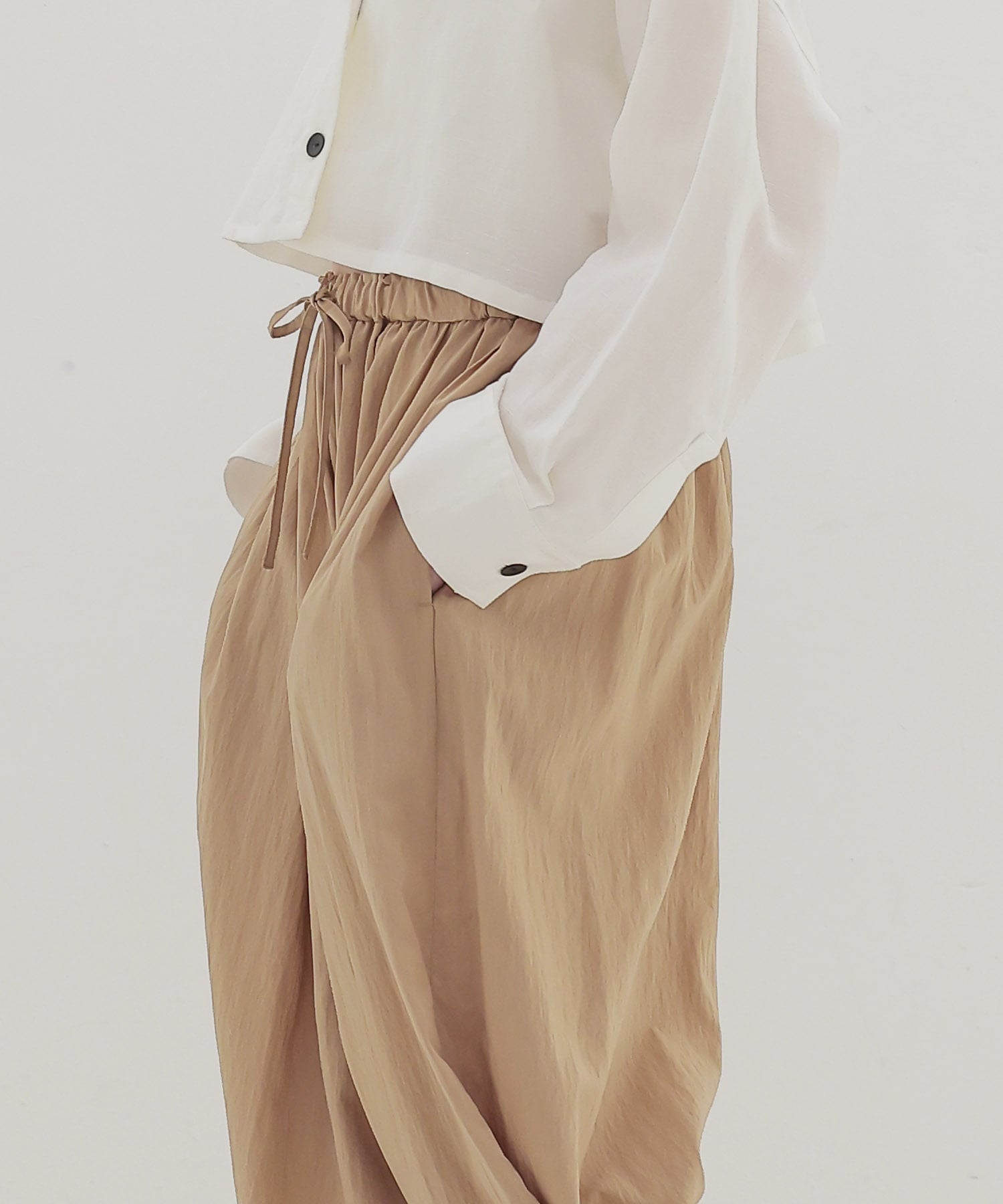 gather balloon pants