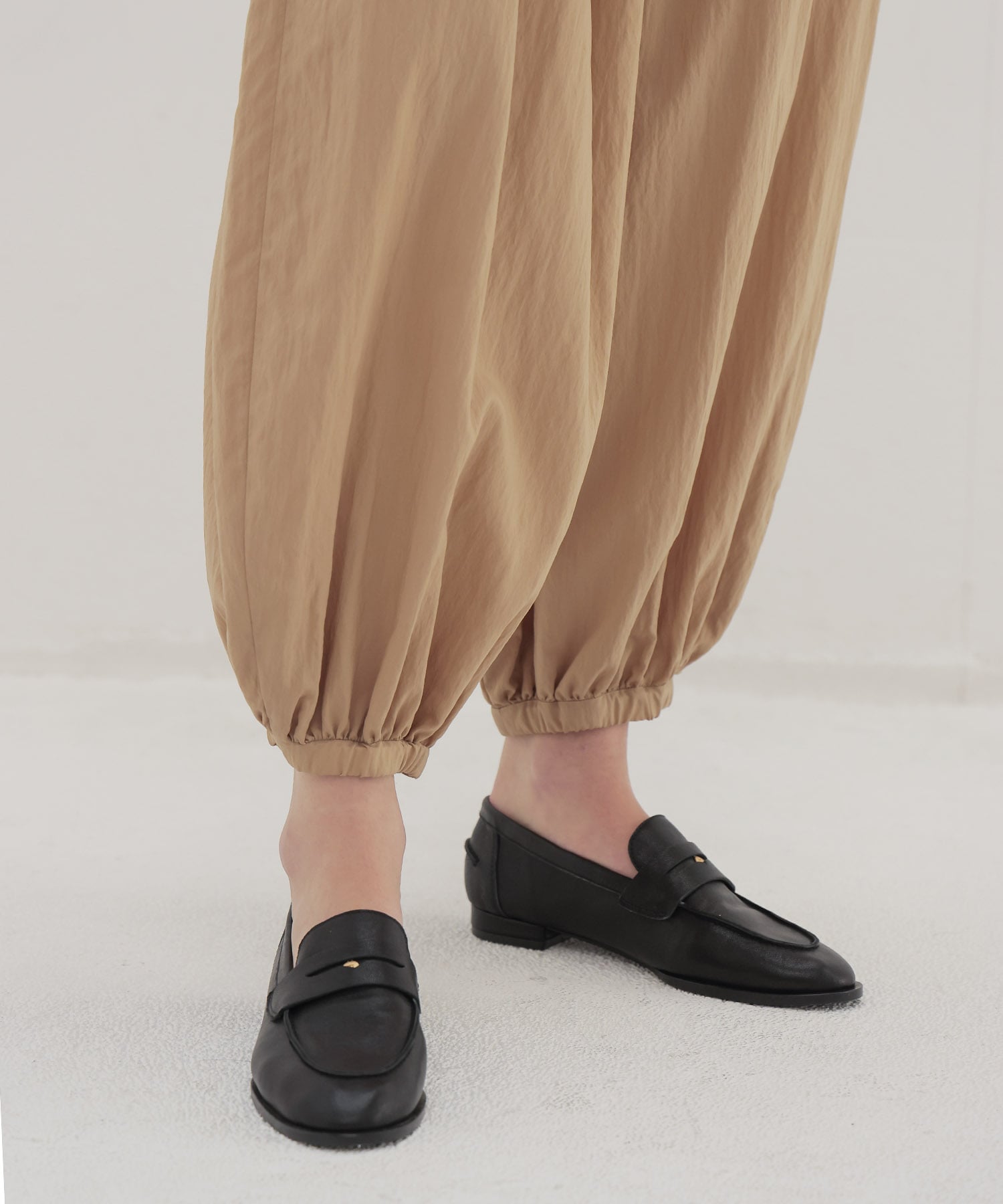 gather balloon pants