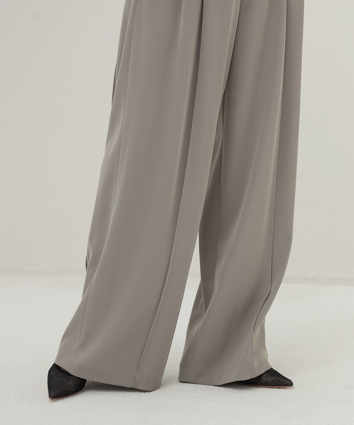 2tuck trousers