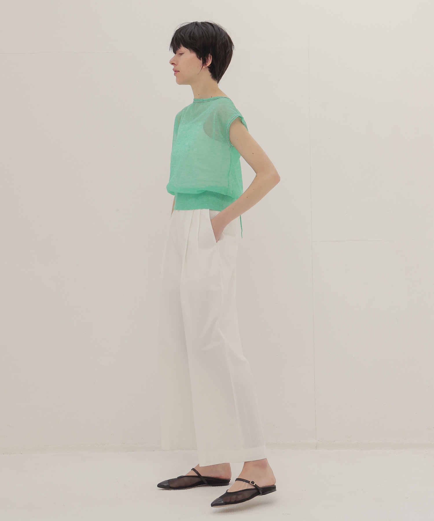 ALLONGE sleeveless pull