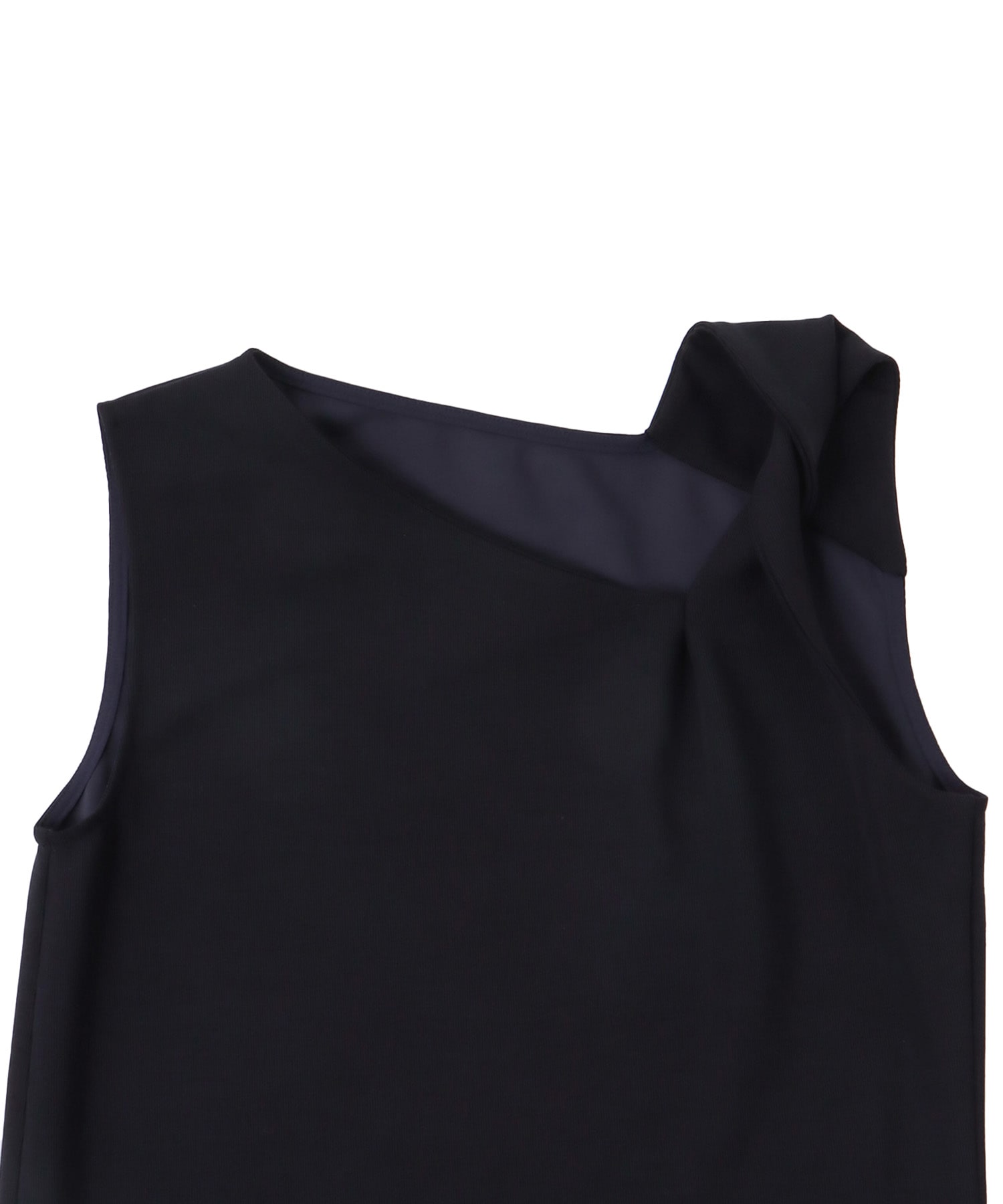 twist asymmetry pullover