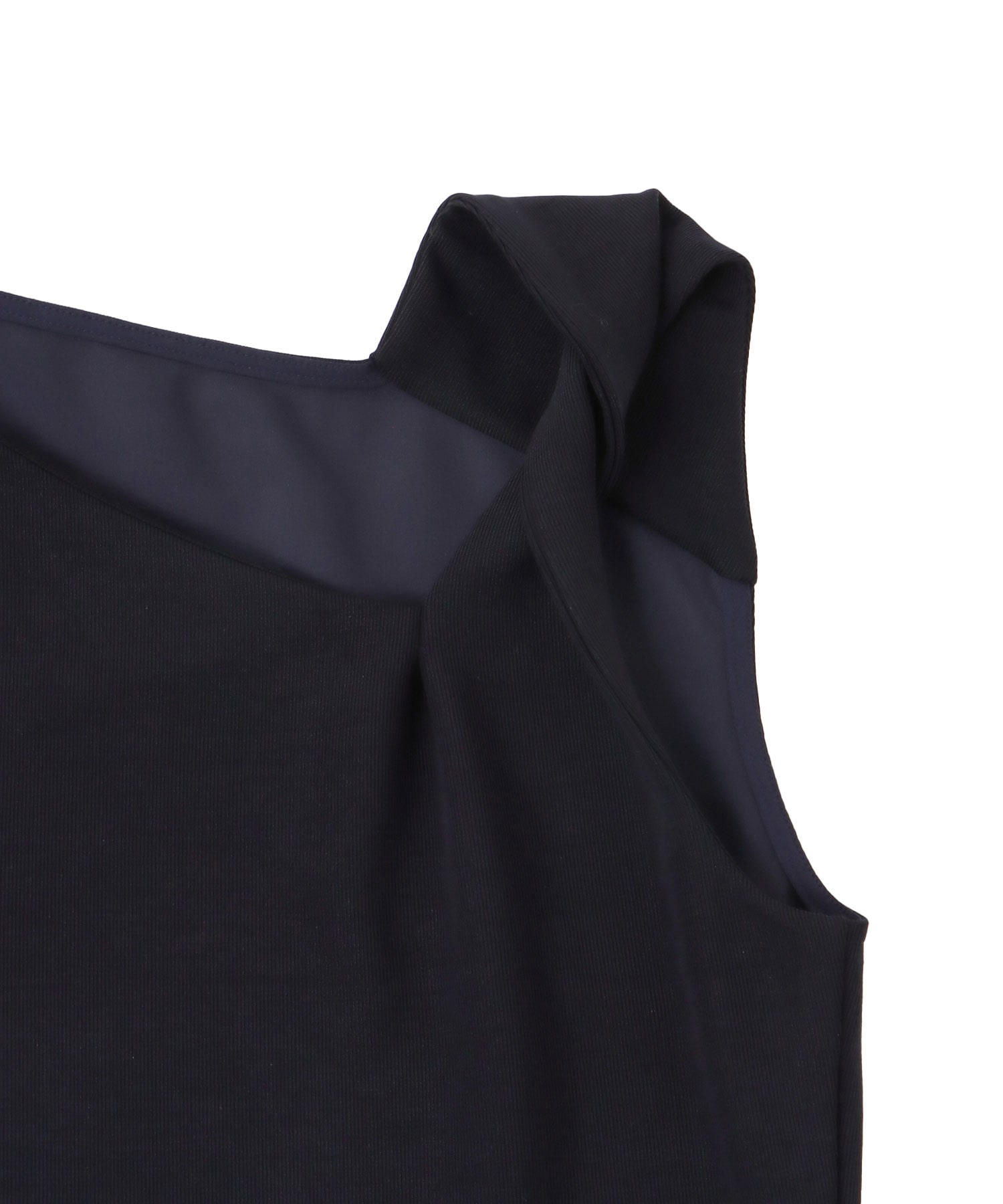 twist asymmetry pullover