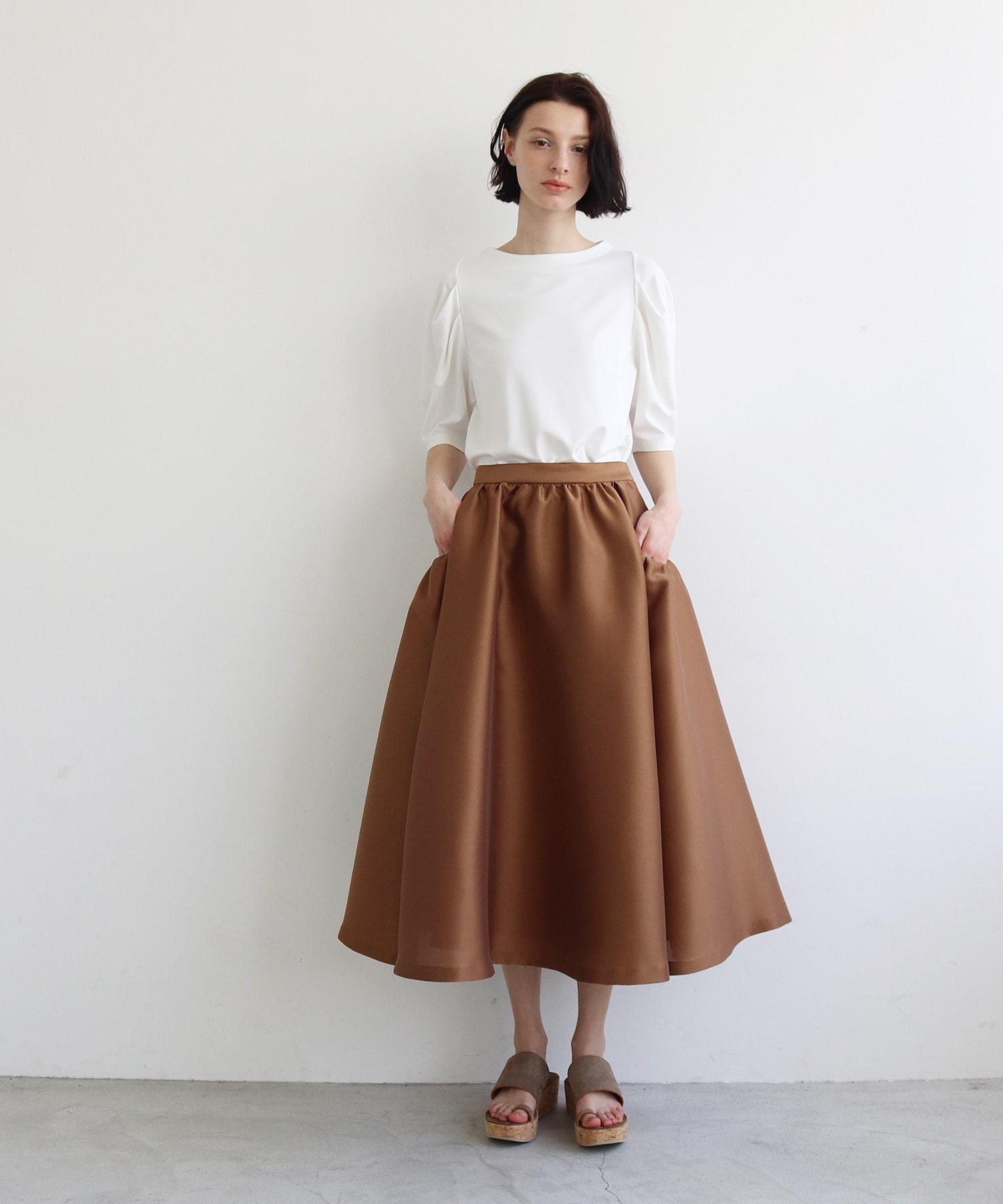 silky double cross bold skirt