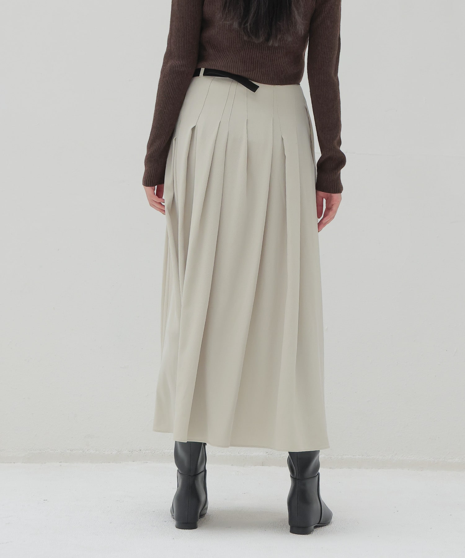 irregular tuck belt skirt