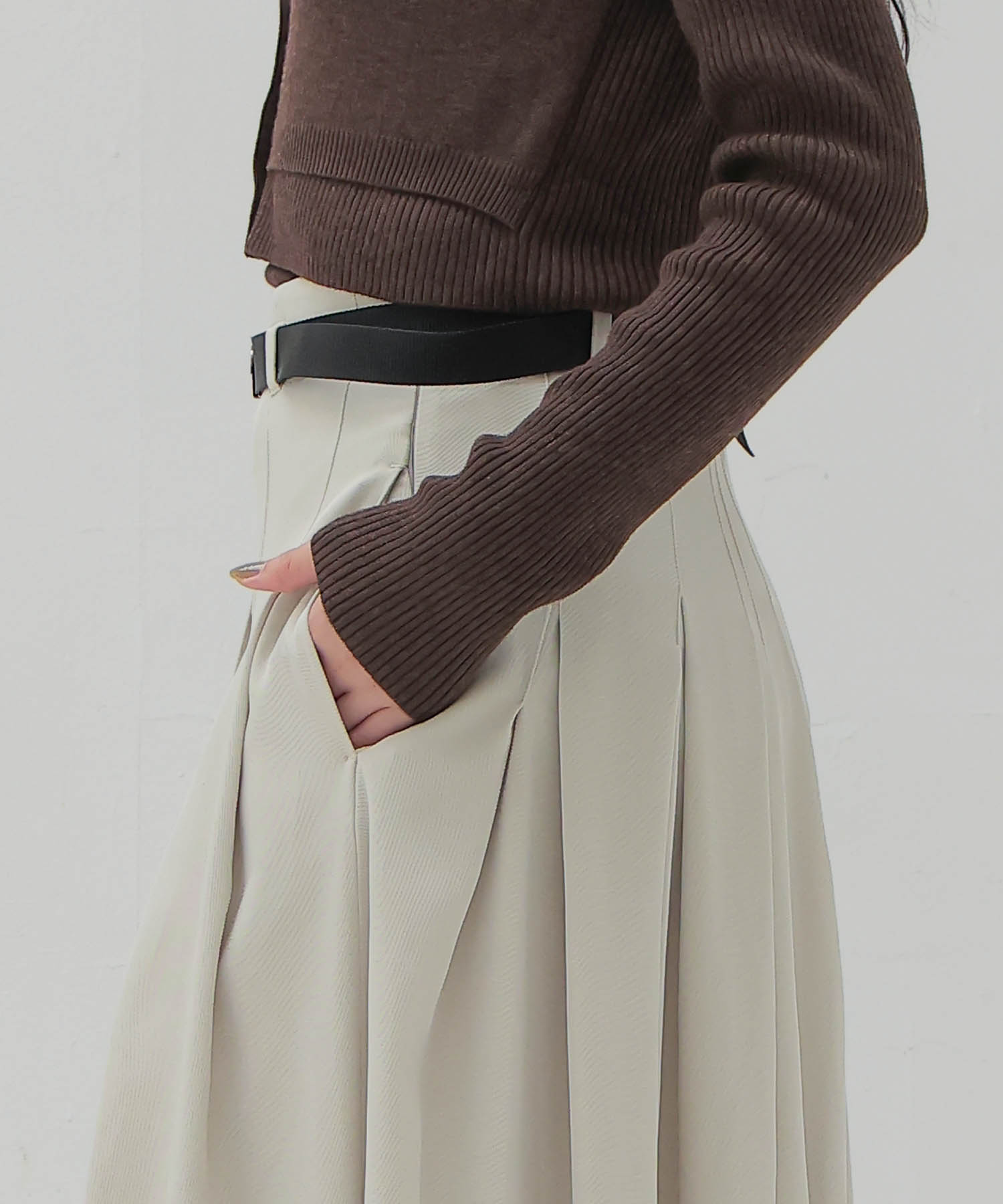 irregular tuck belt skirt