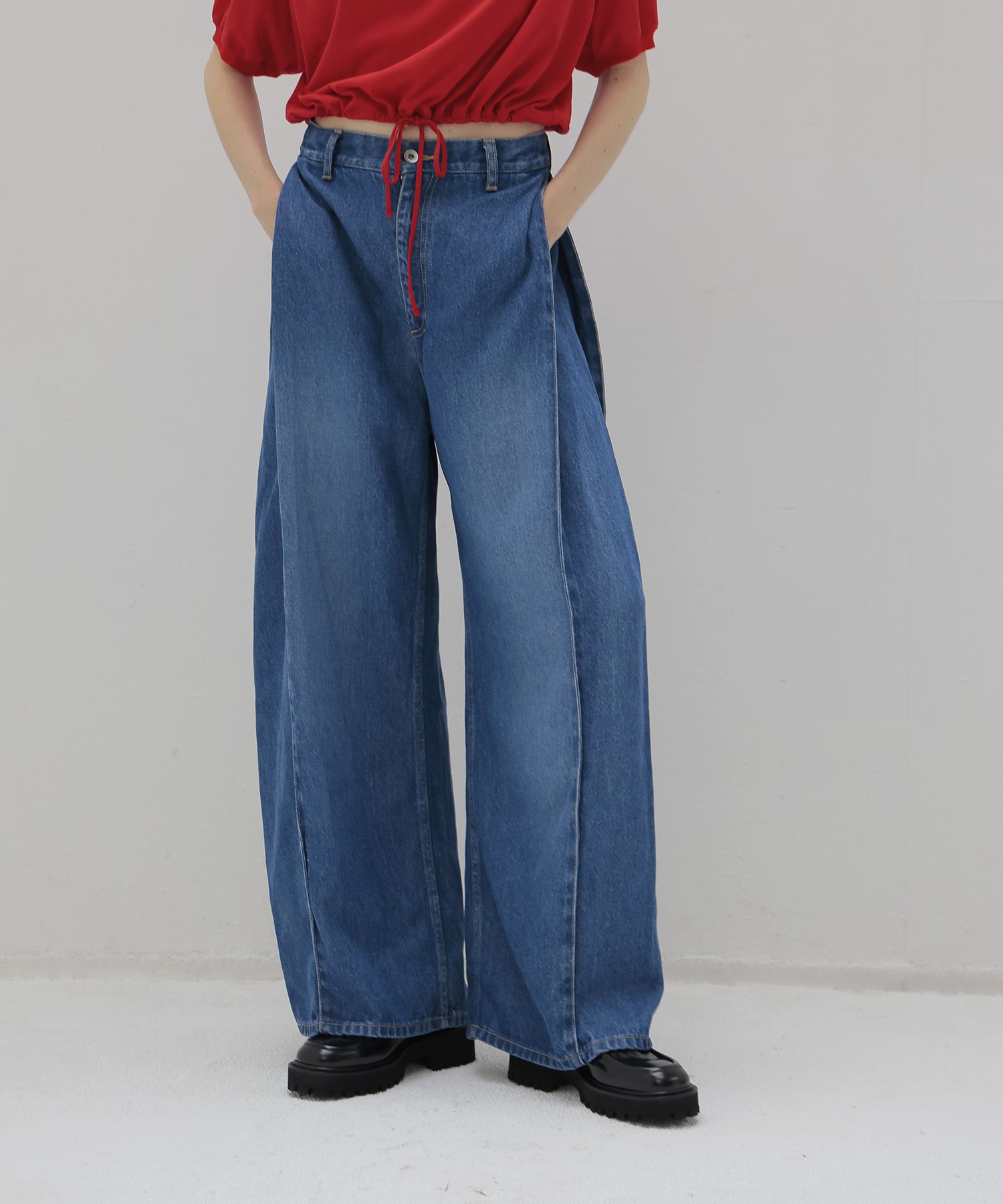 lyocell denim side tuck wide pants