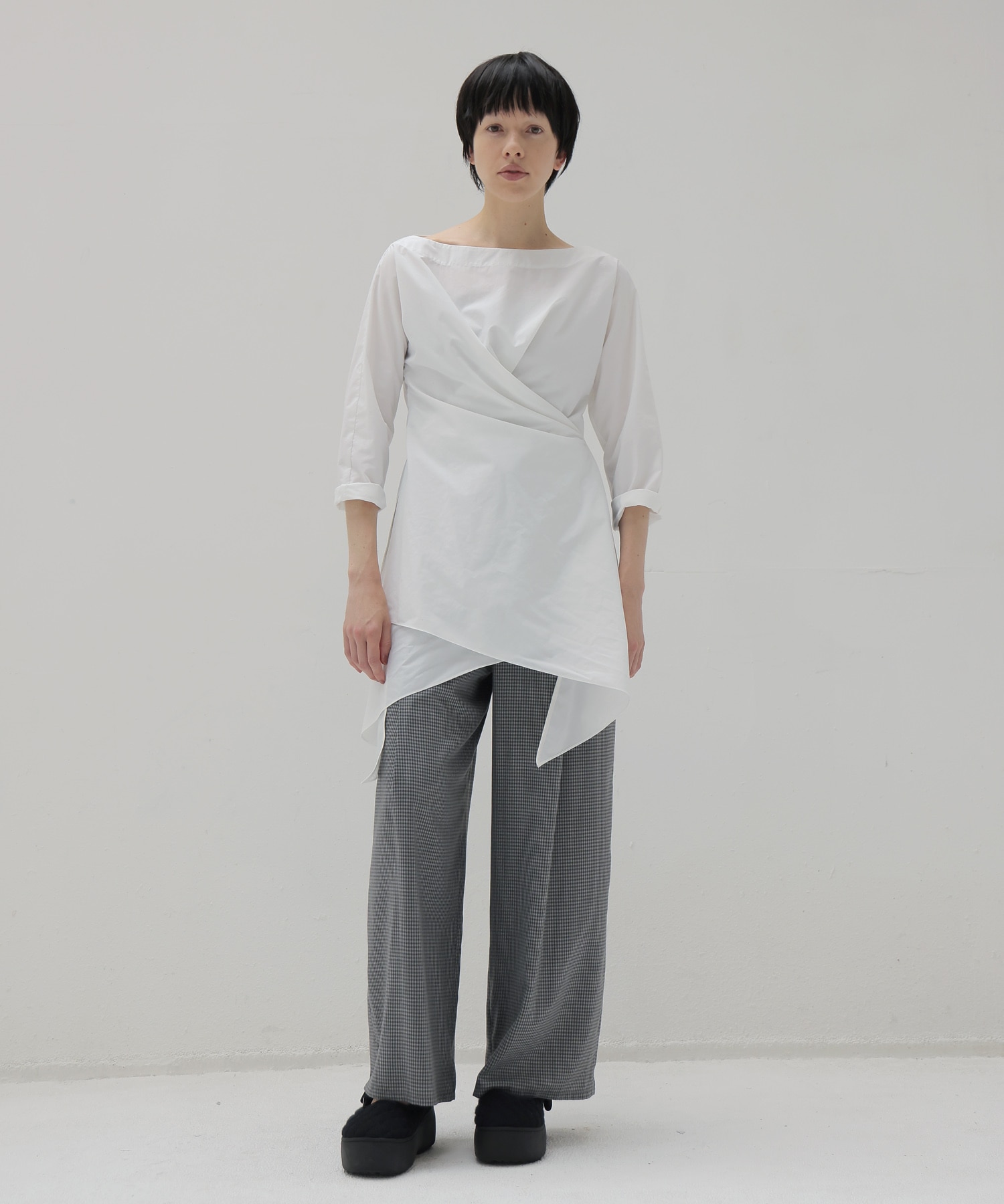 cross hem design shirt