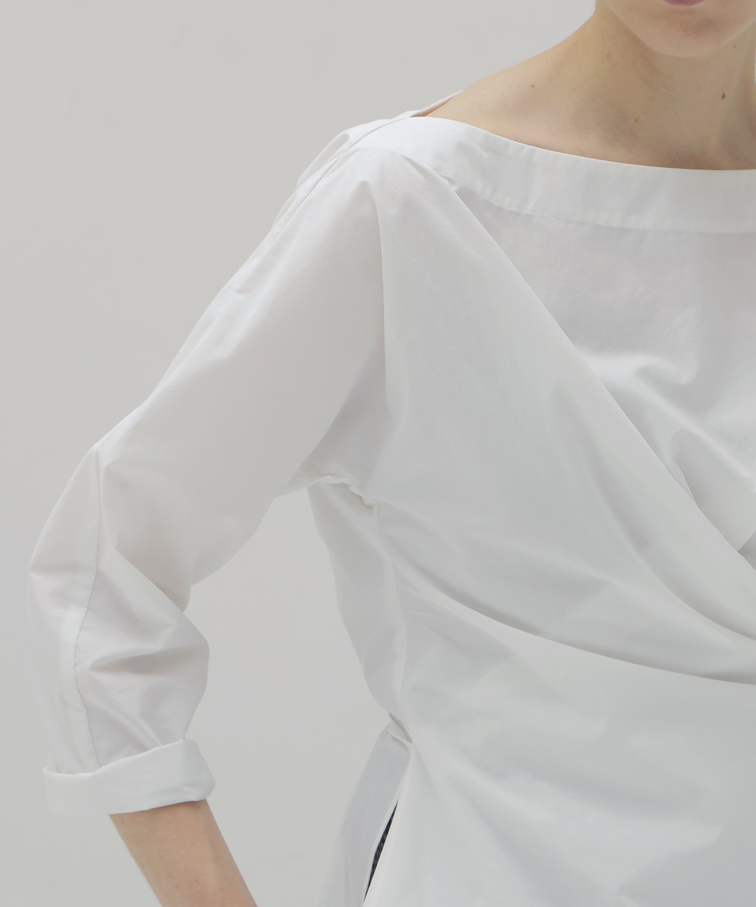cross hem design shirt