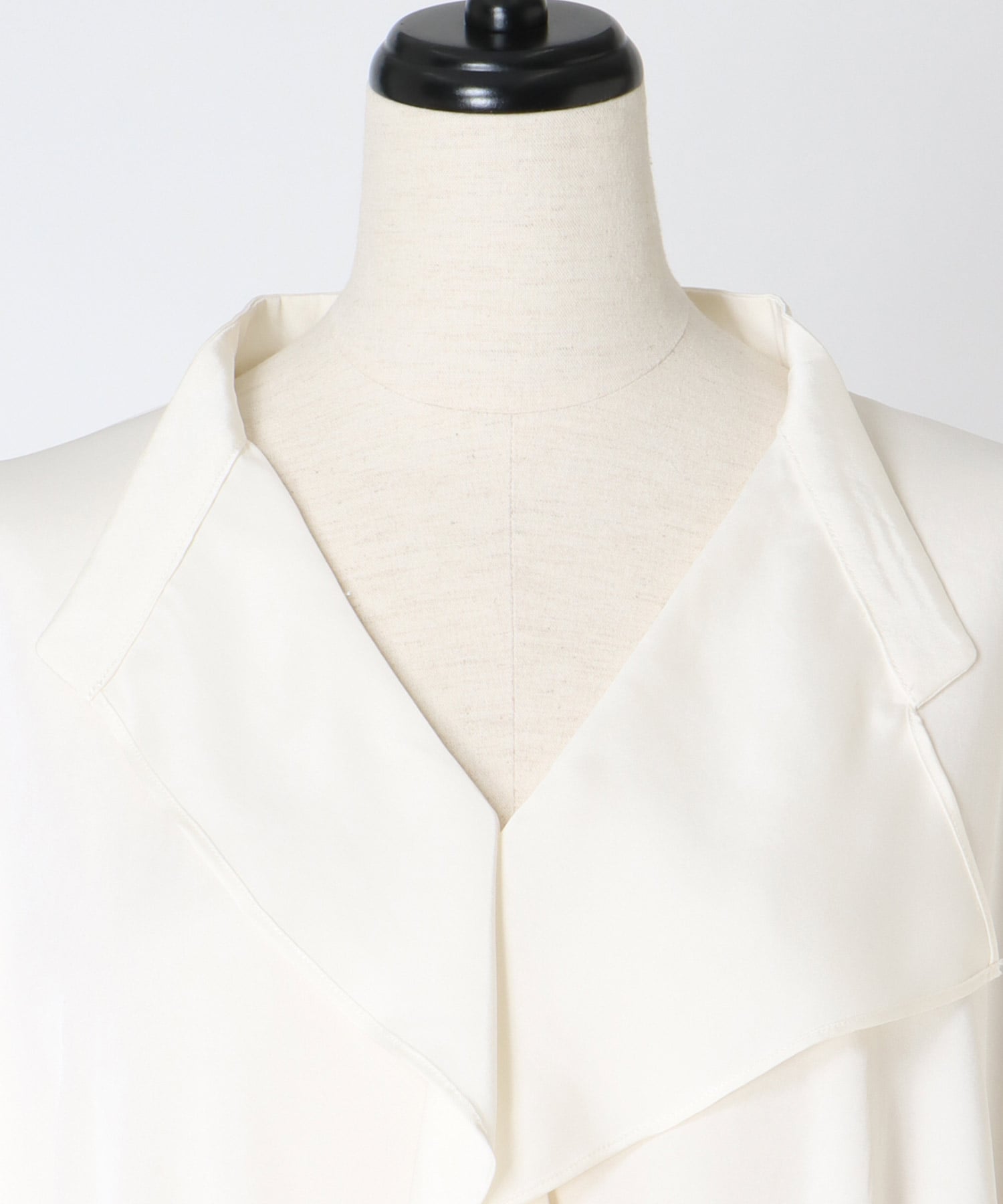 toromi sway V neeck blouse