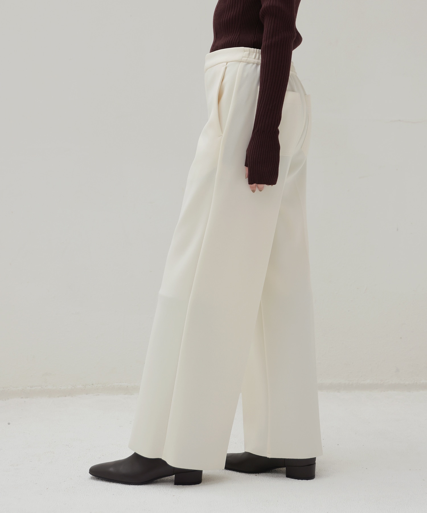 high gauge knit bonding pants