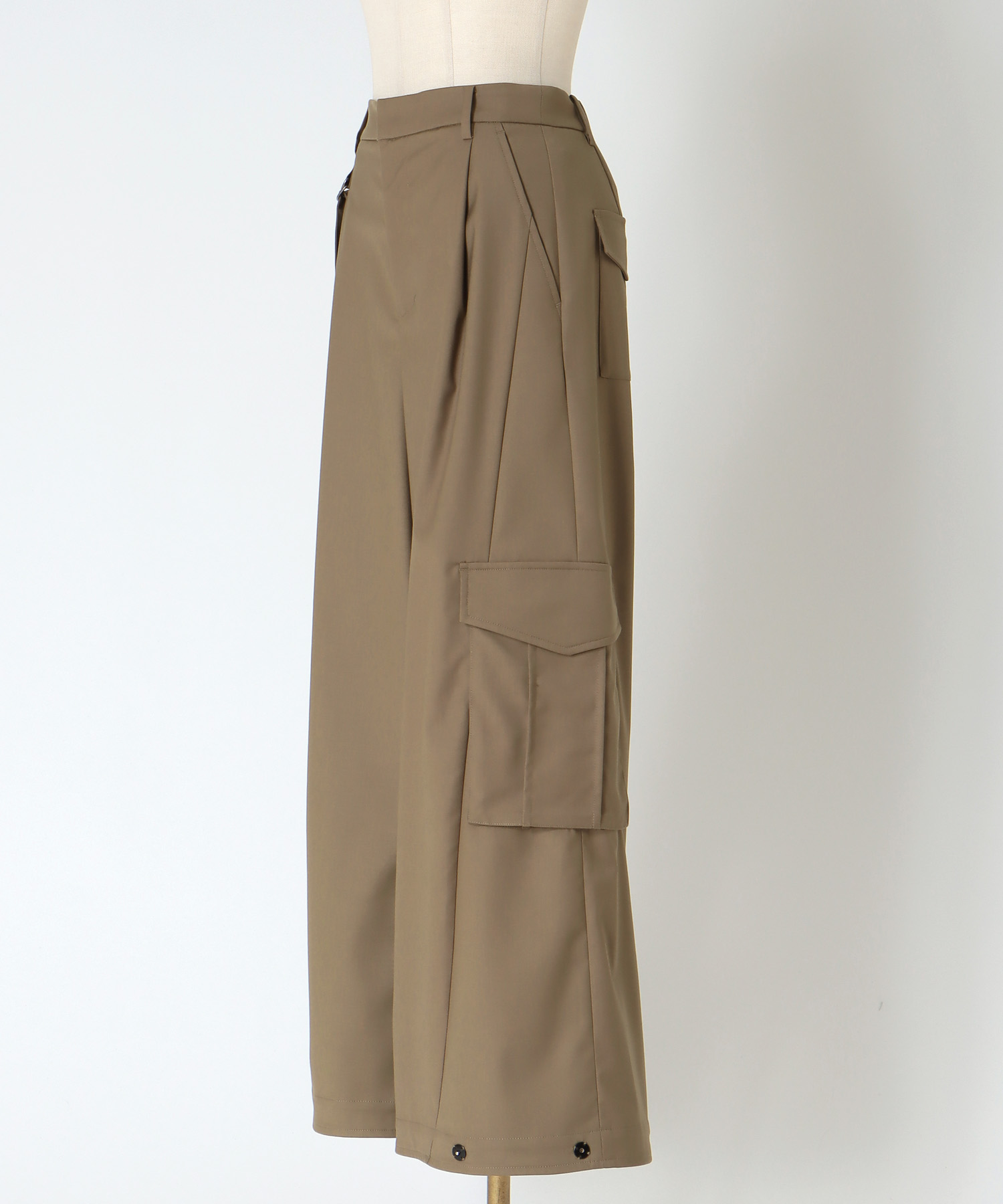 utility wide adjust pants