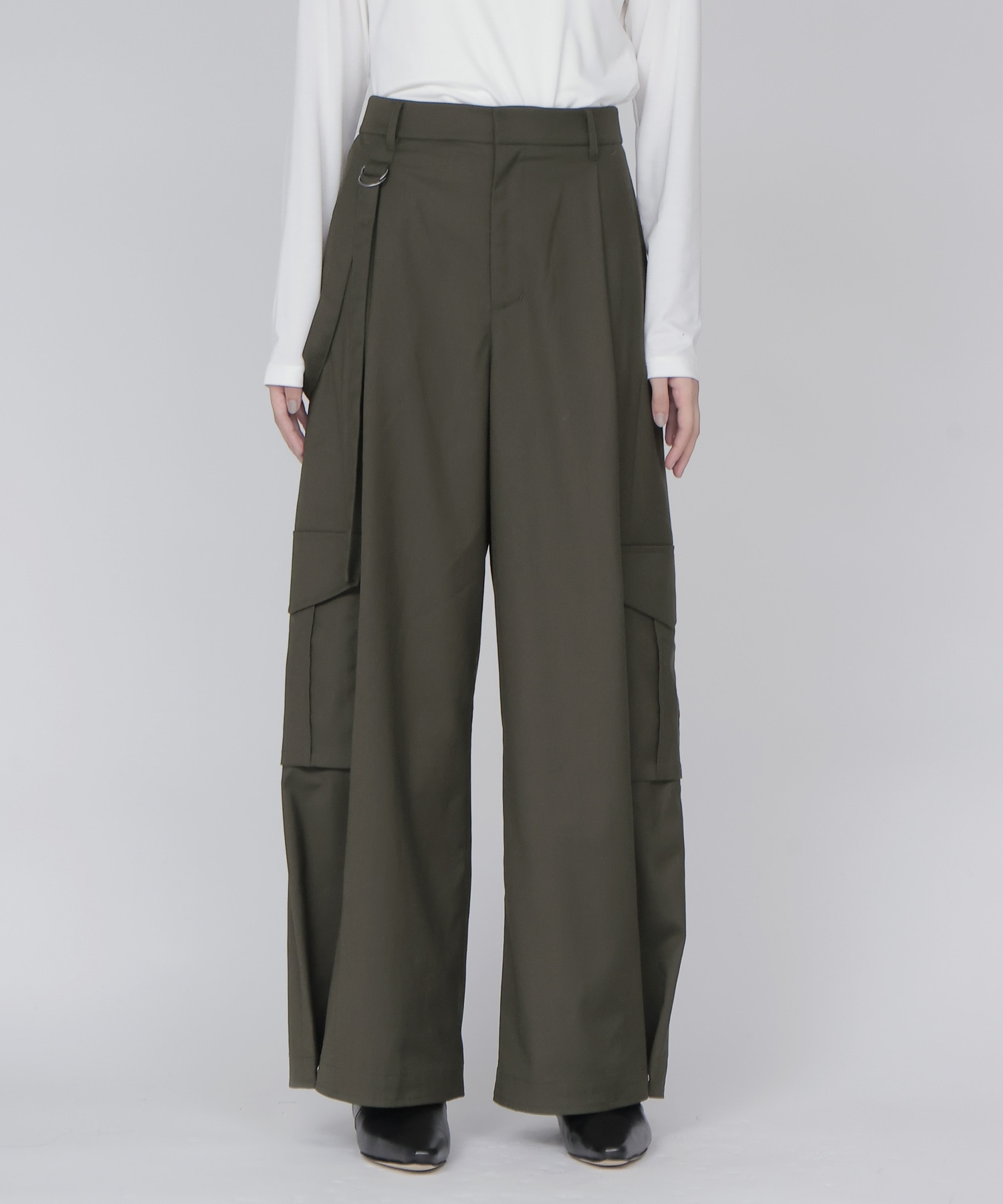 utility wide adjust pants
