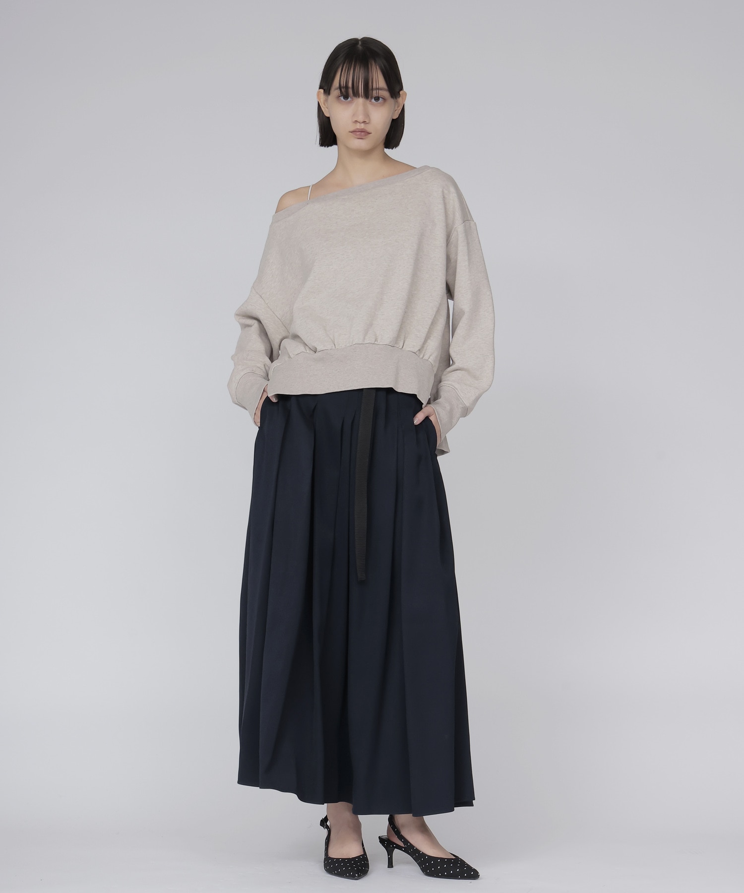 side deep slit urake