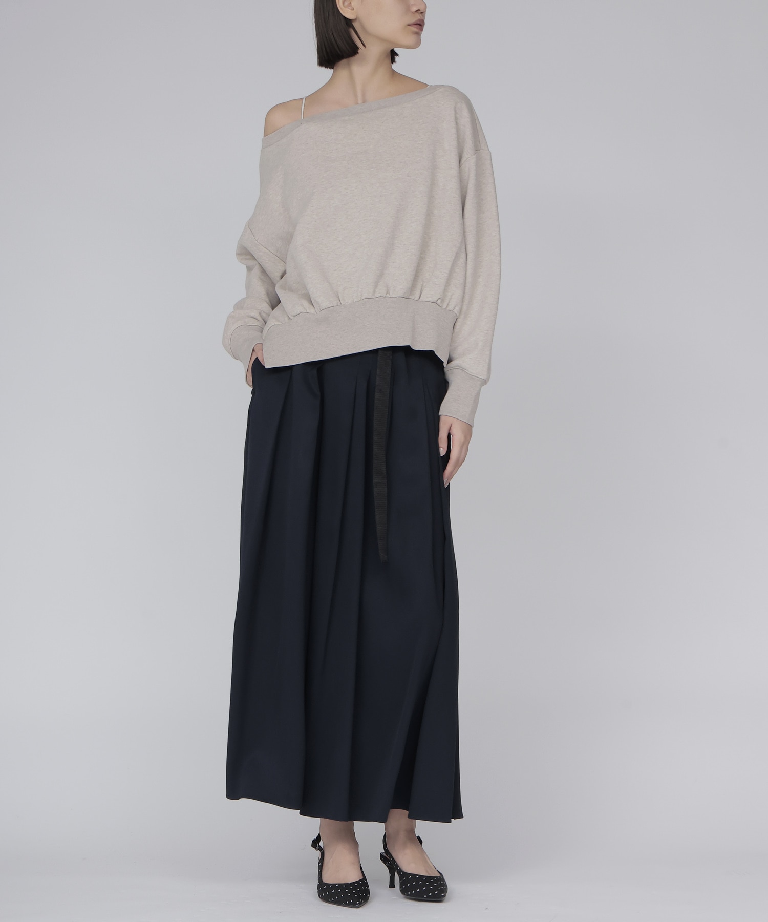 side deep slit urake