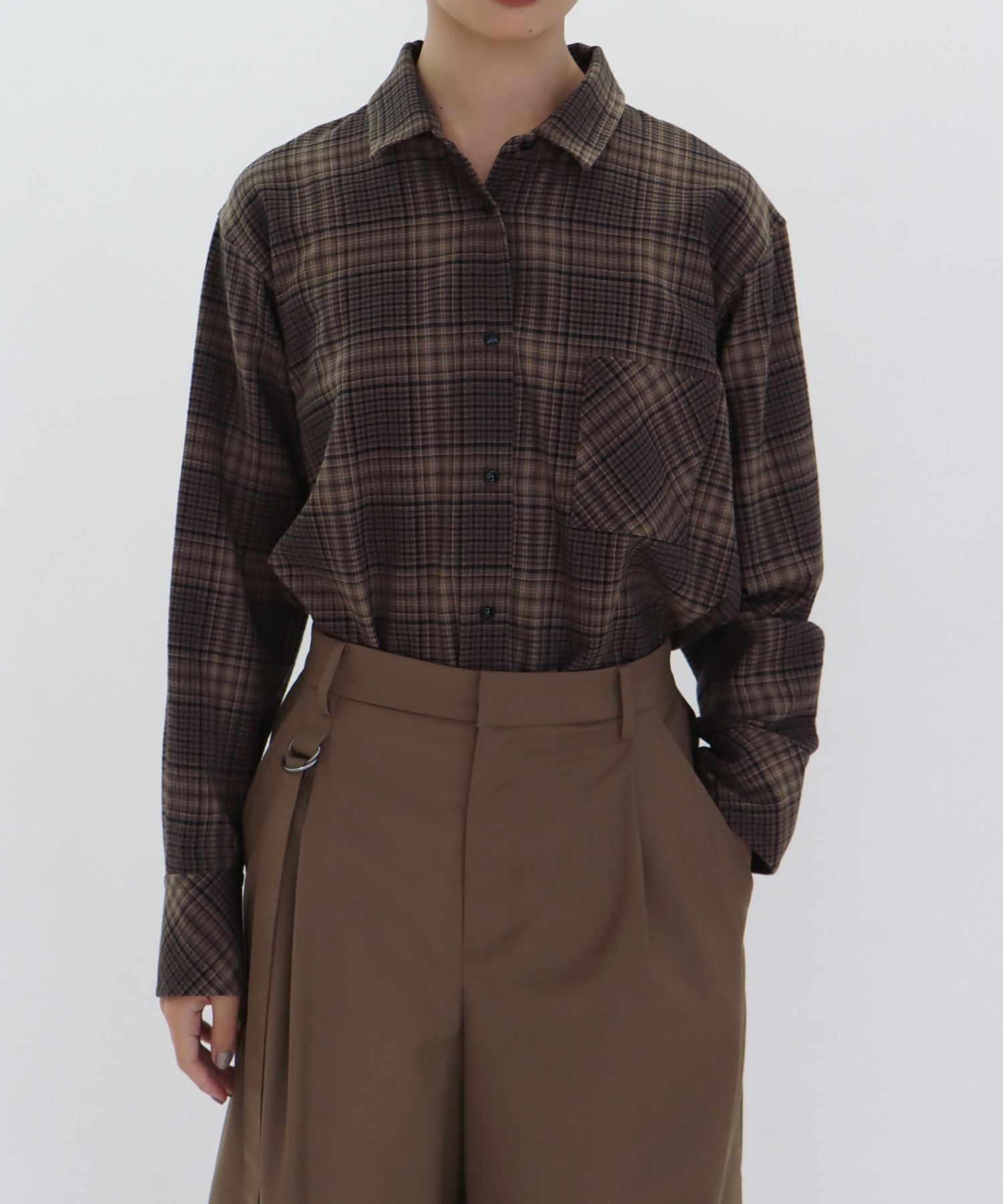 wave hem check shirt