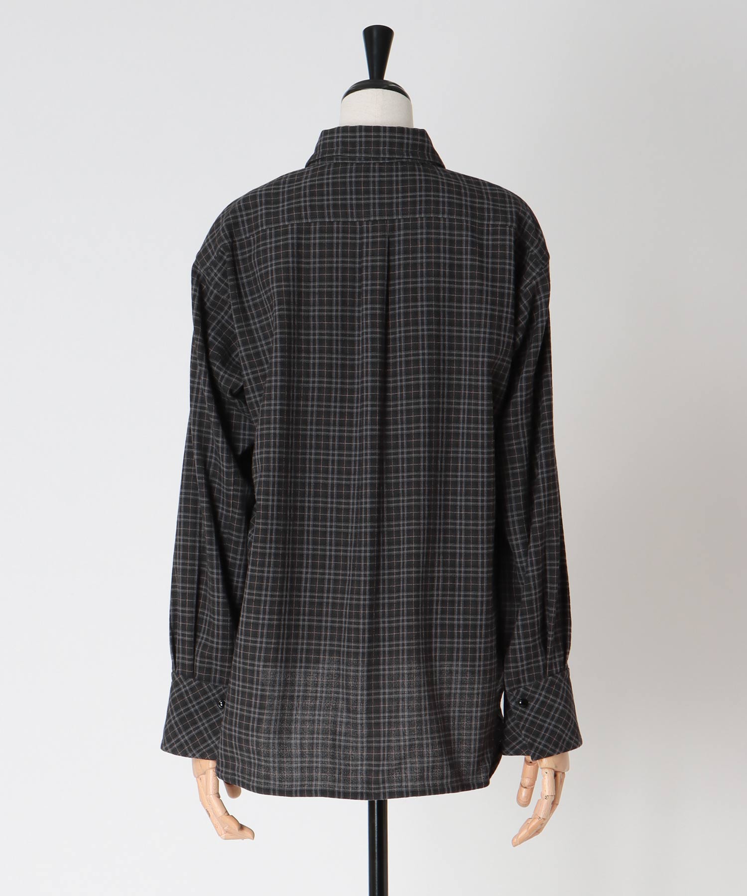 wave hem check shirt