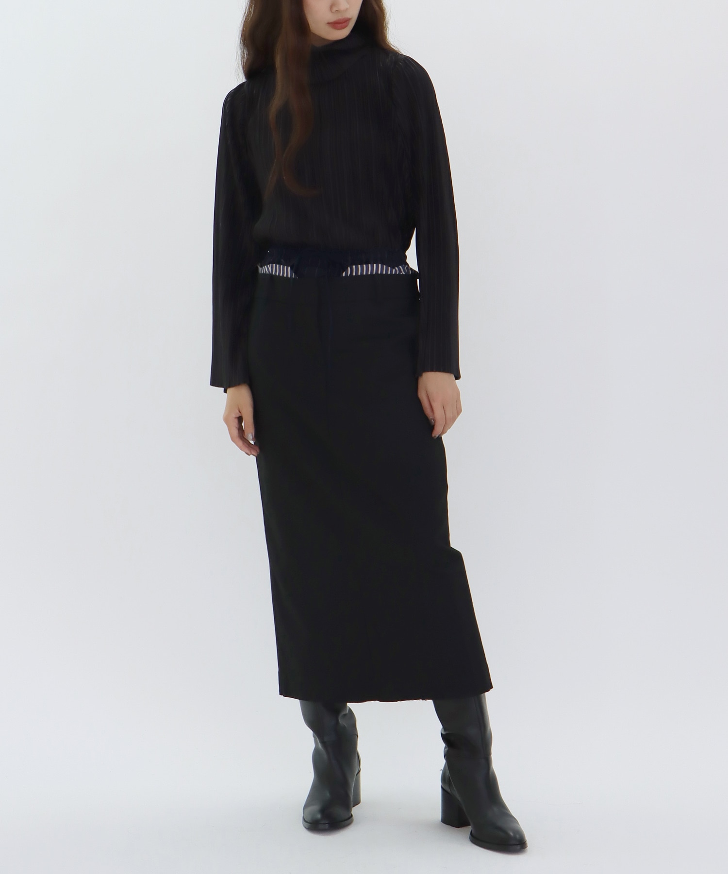 pleats funnel neck blouse