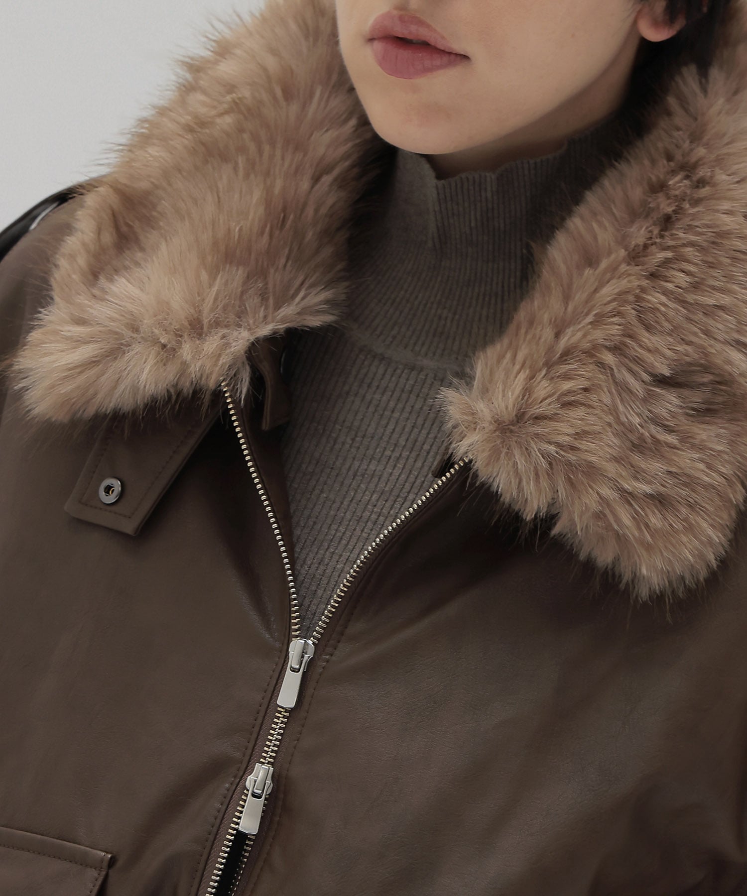 ≪EXCLUSIVE≫ detachable fur collar bomber jacket