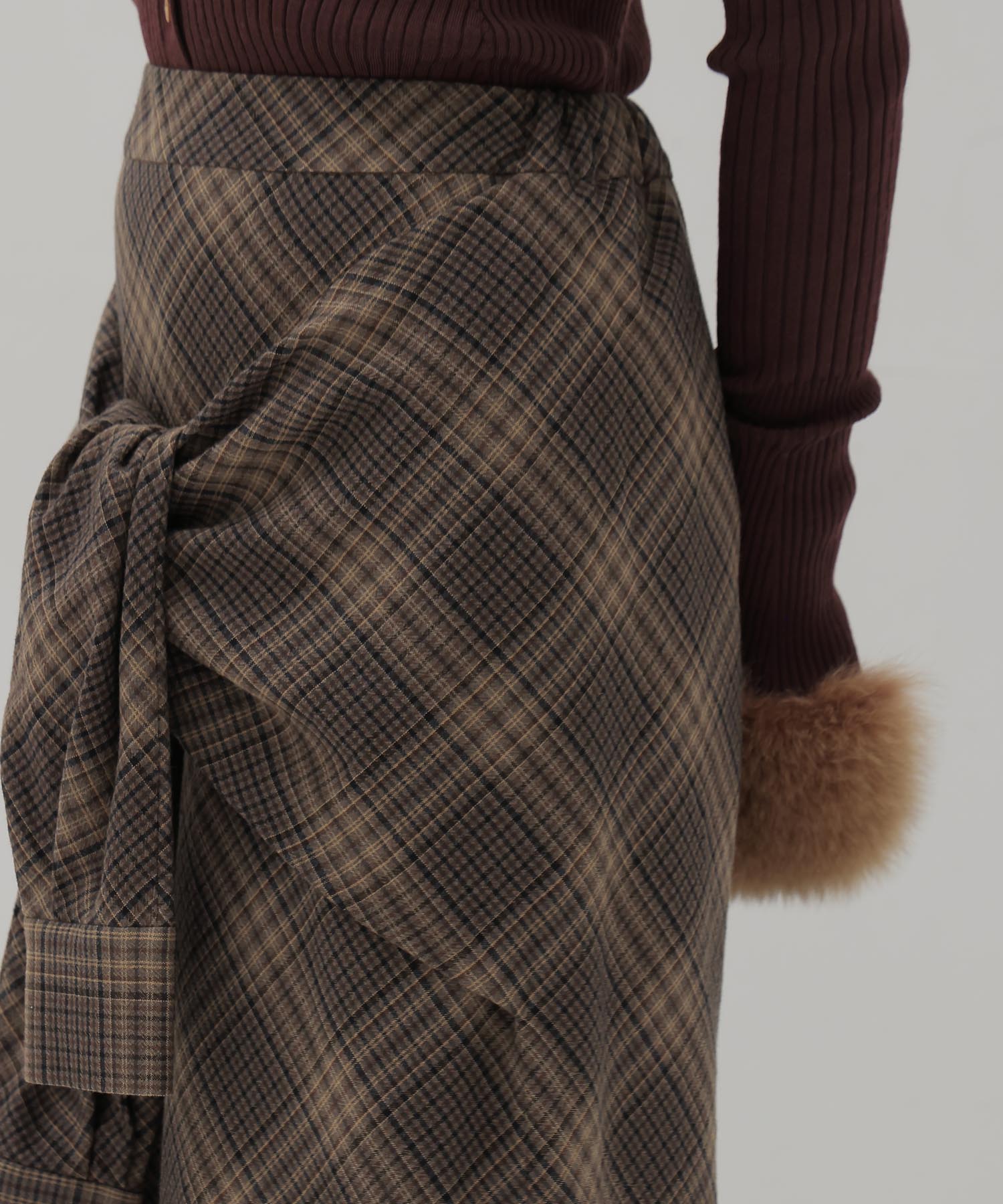 knot design check skirt