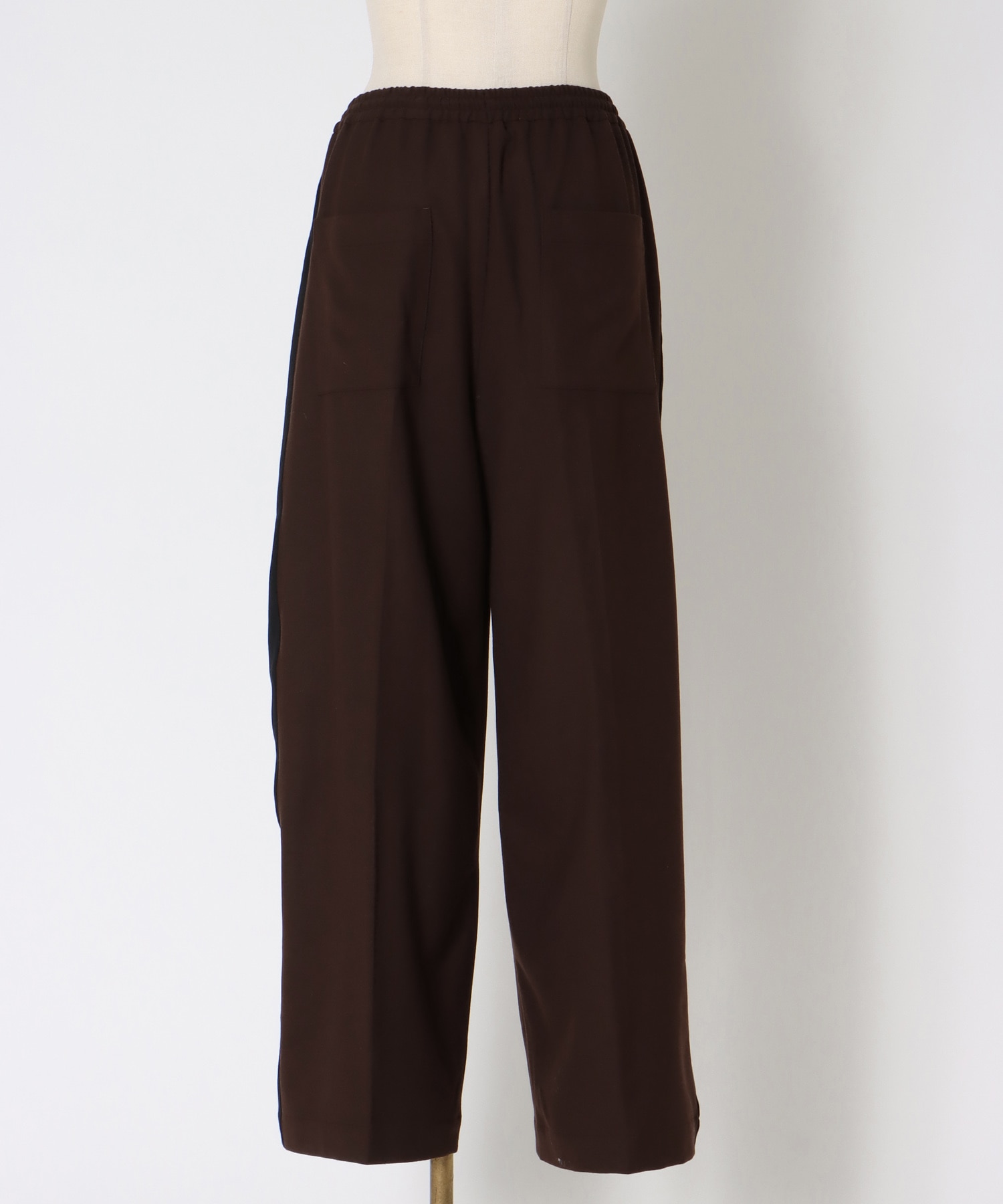 line wide pants