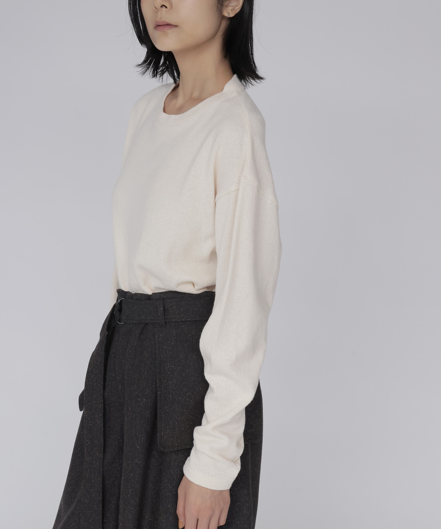 airy soft jersey crew neck pull