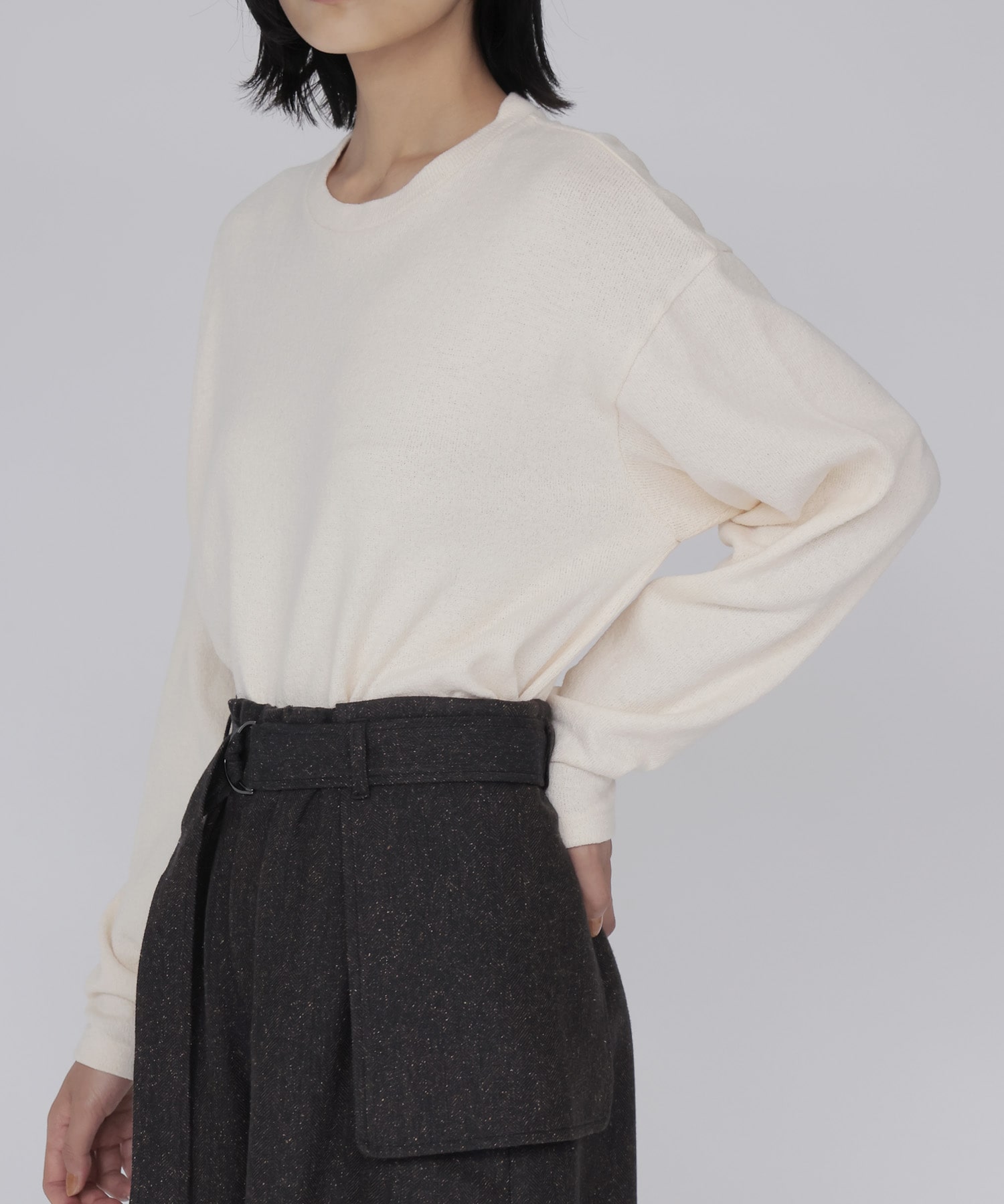 airy soft jersey crew neck pull
