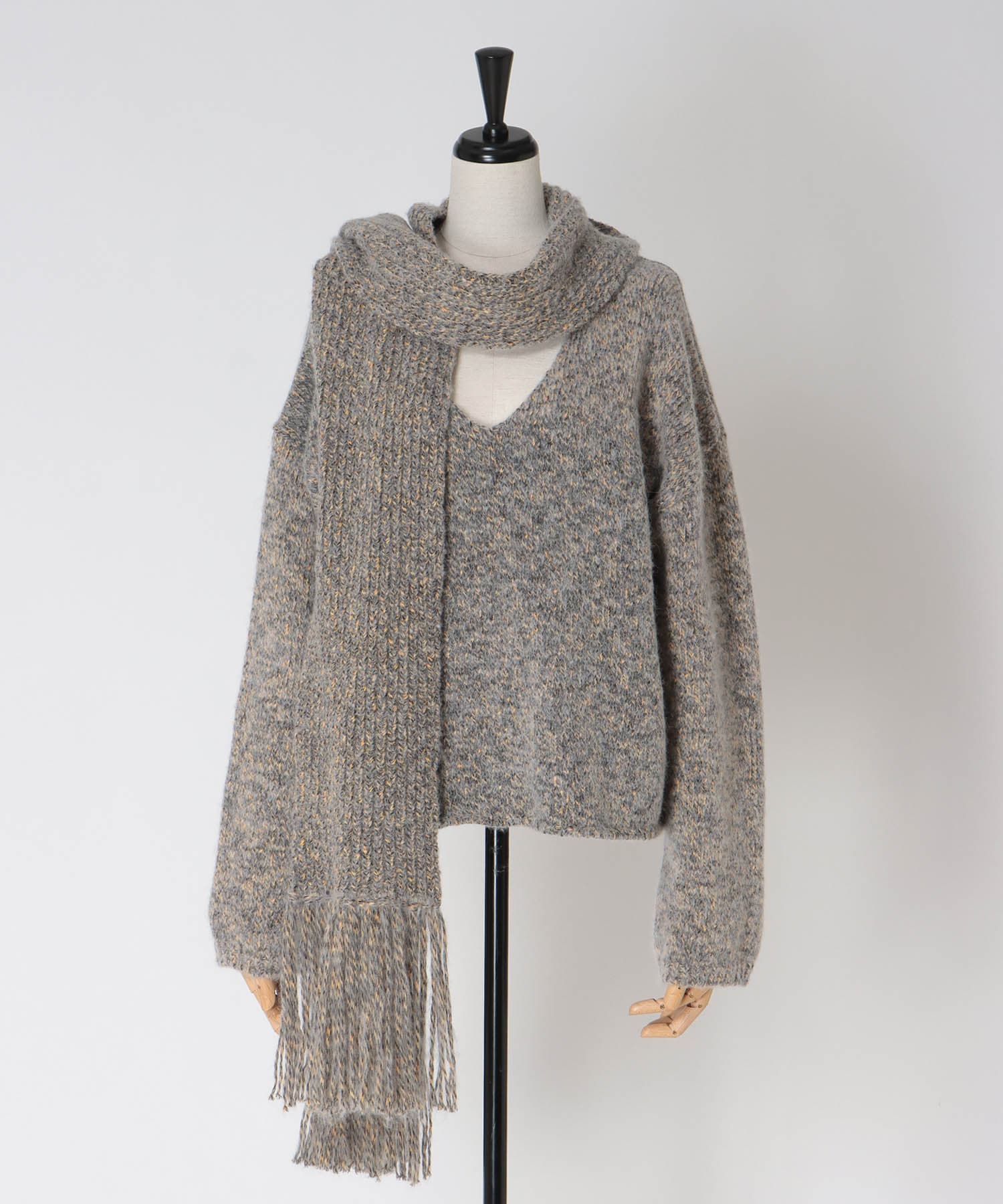 scarf-Vneck pullover
