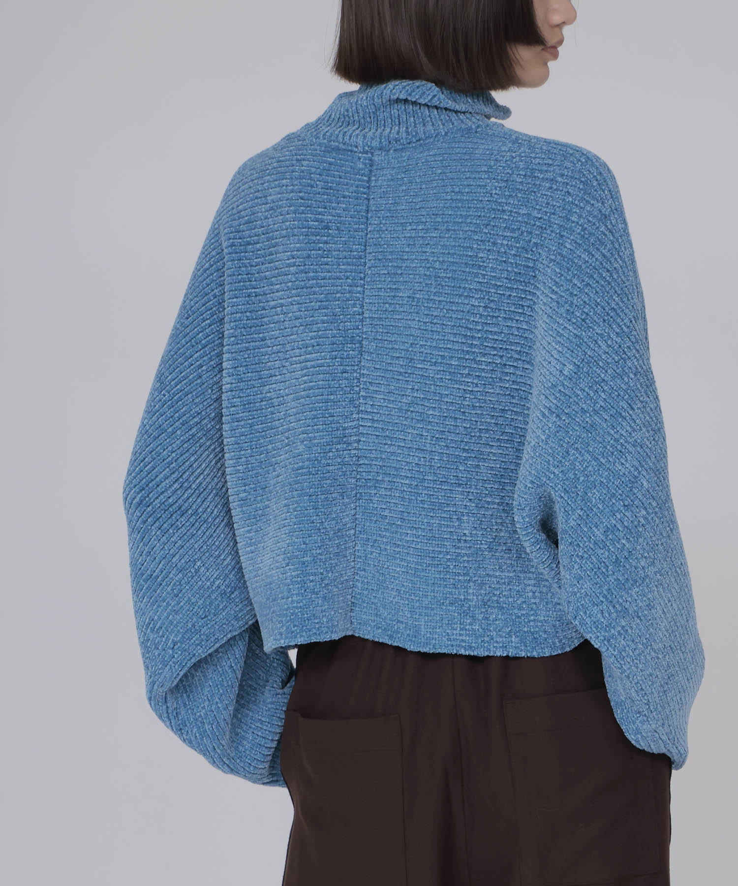 velours high neck short pullover