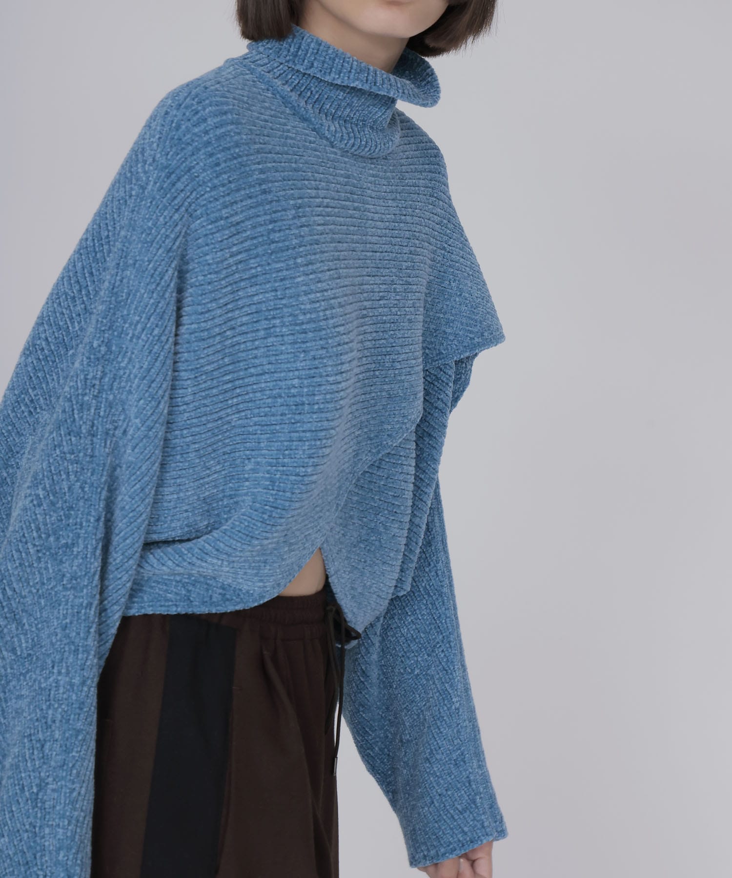 velours high neck short pullover