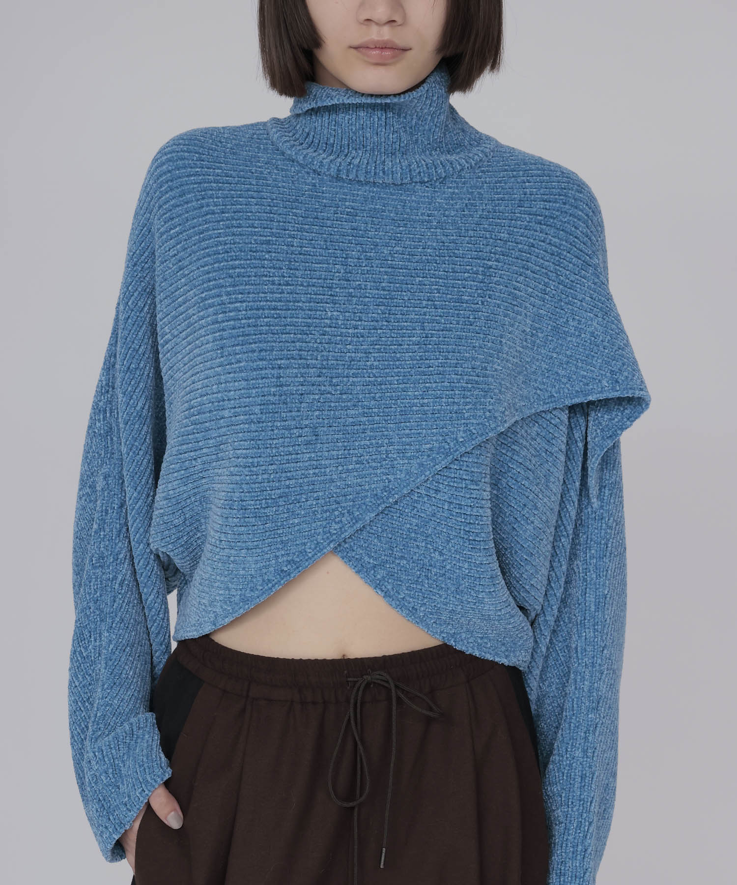 velours high neck short pullover