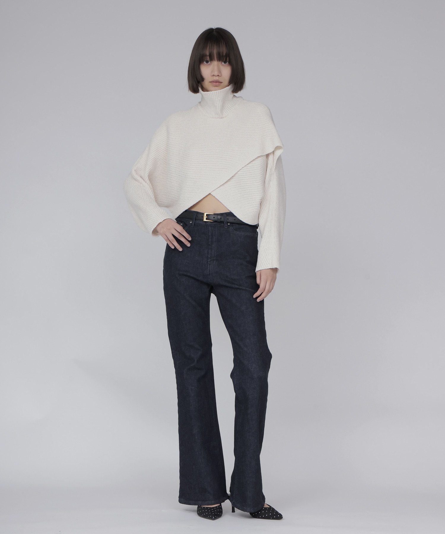 velours high neck short pullover