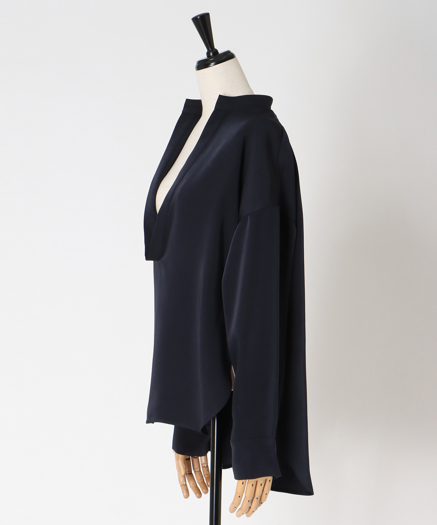 deep Uneck shirt