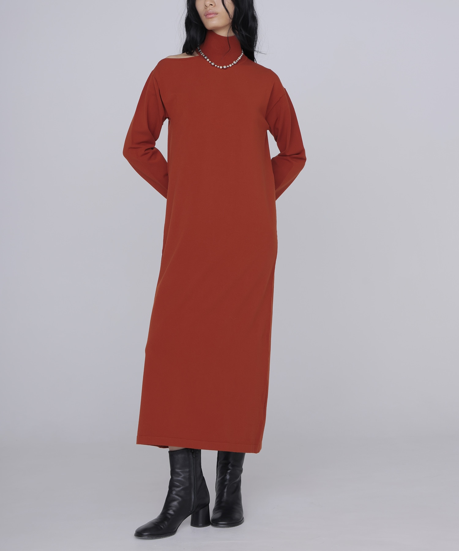 shoulder slit knit dress