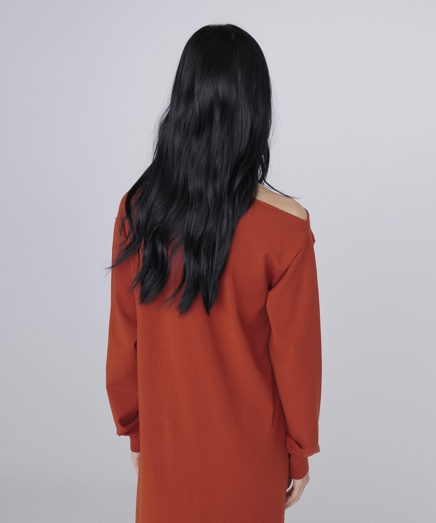 shoulder slit knit dress