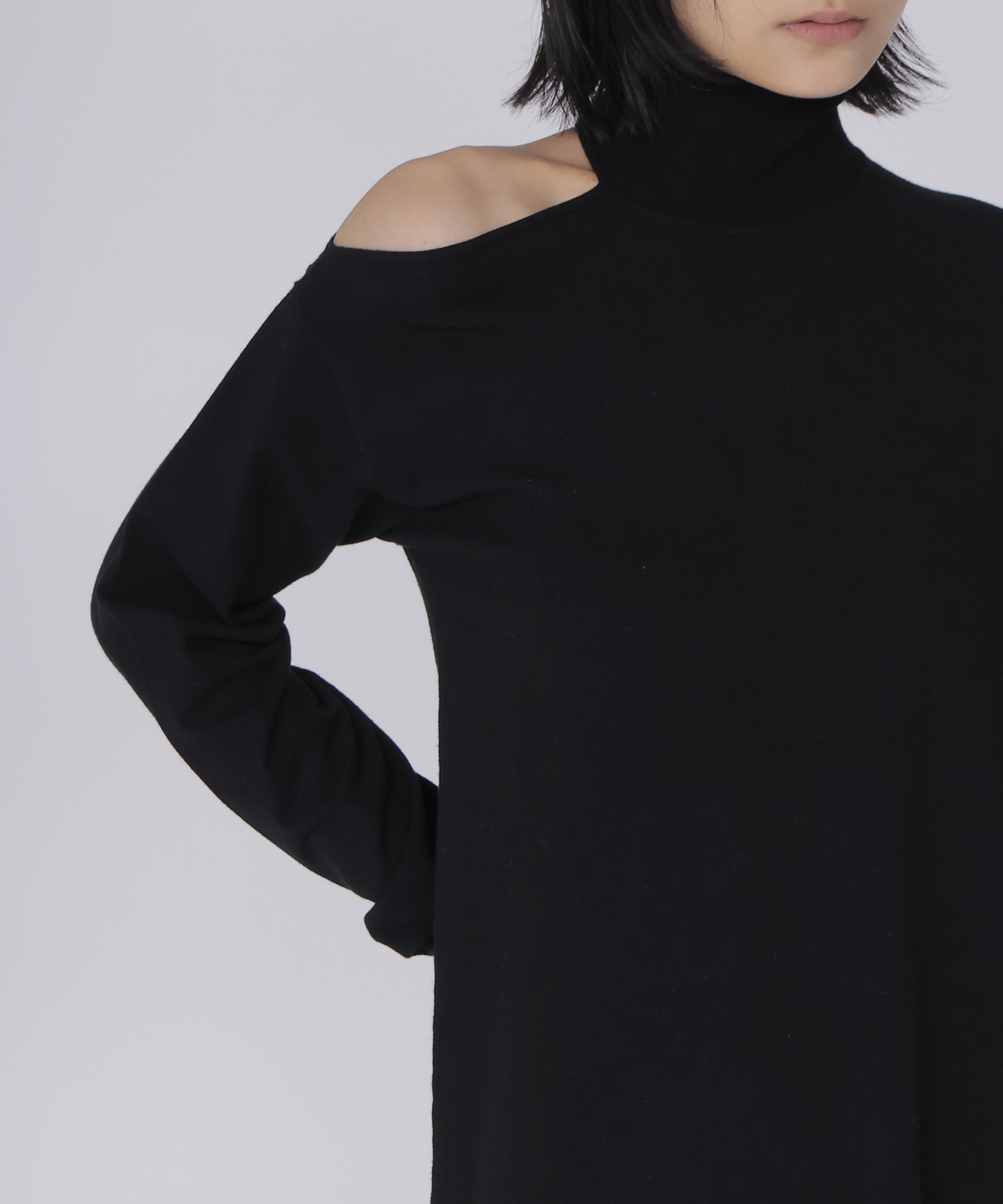 shoulder slit knit dress