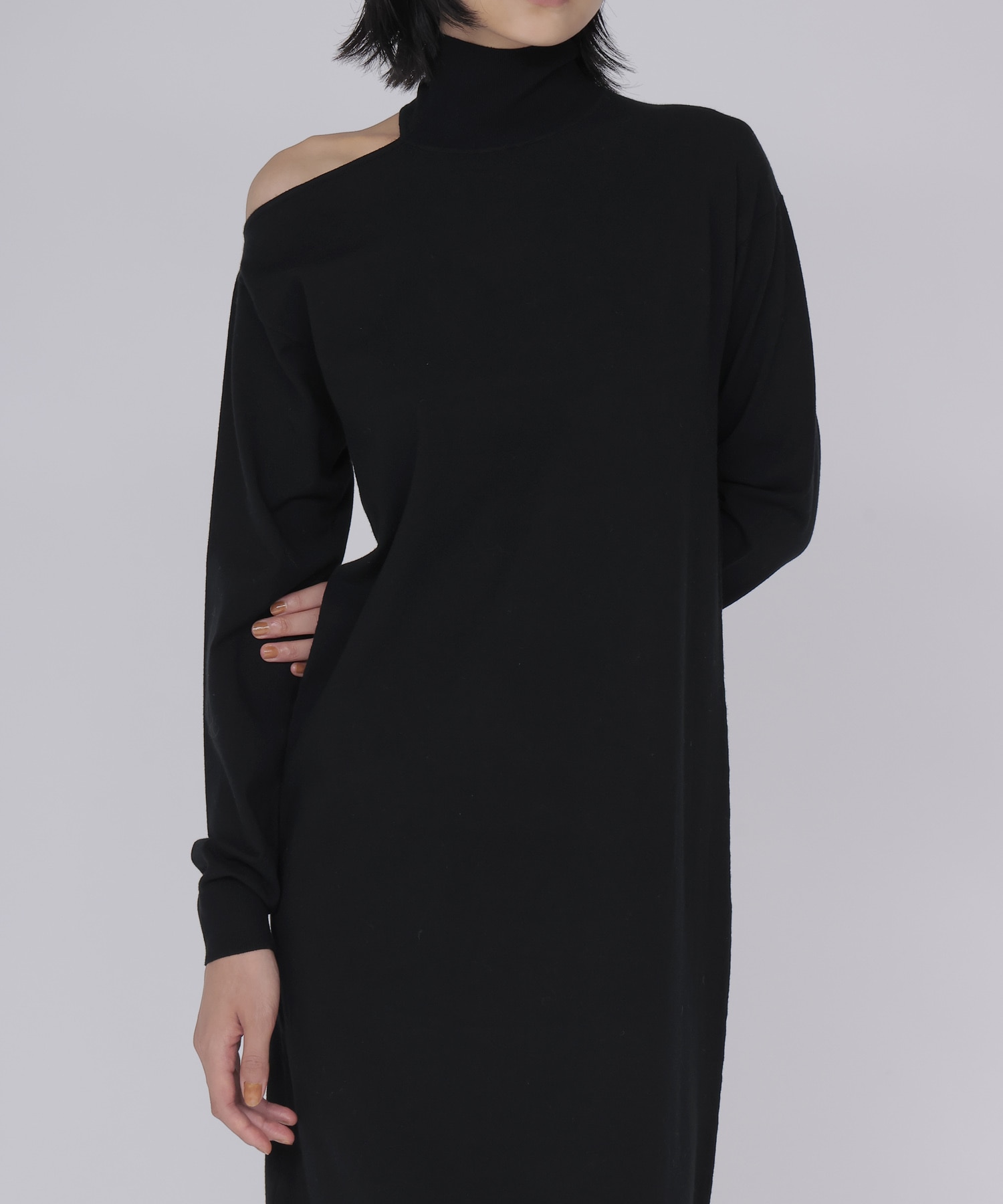 shoulder slit knit dress