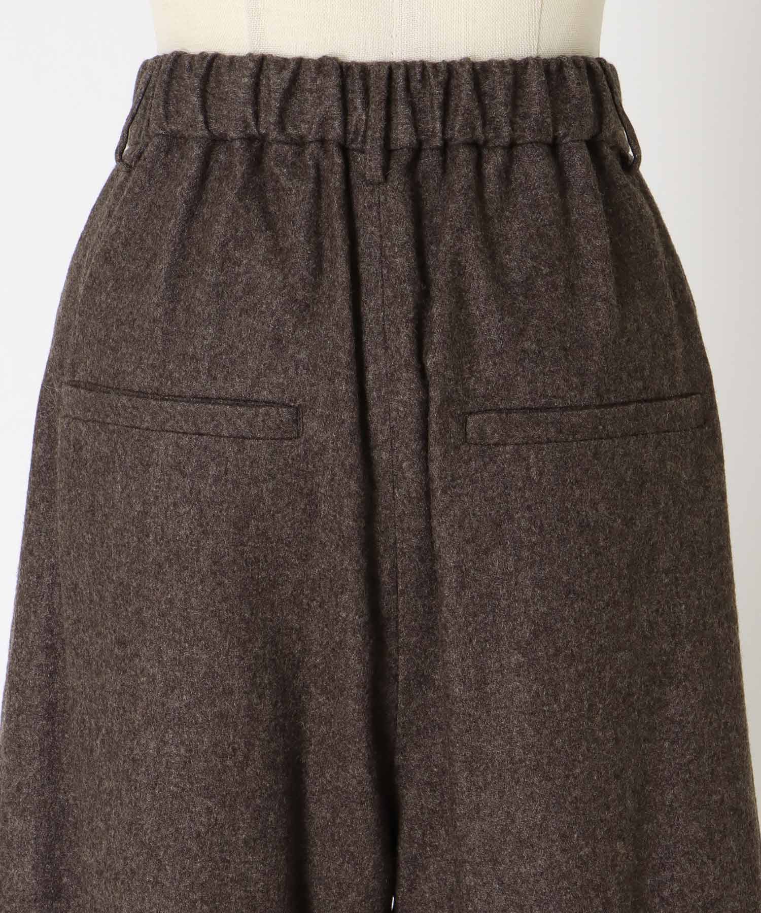 light air flannel 3tuck trousers