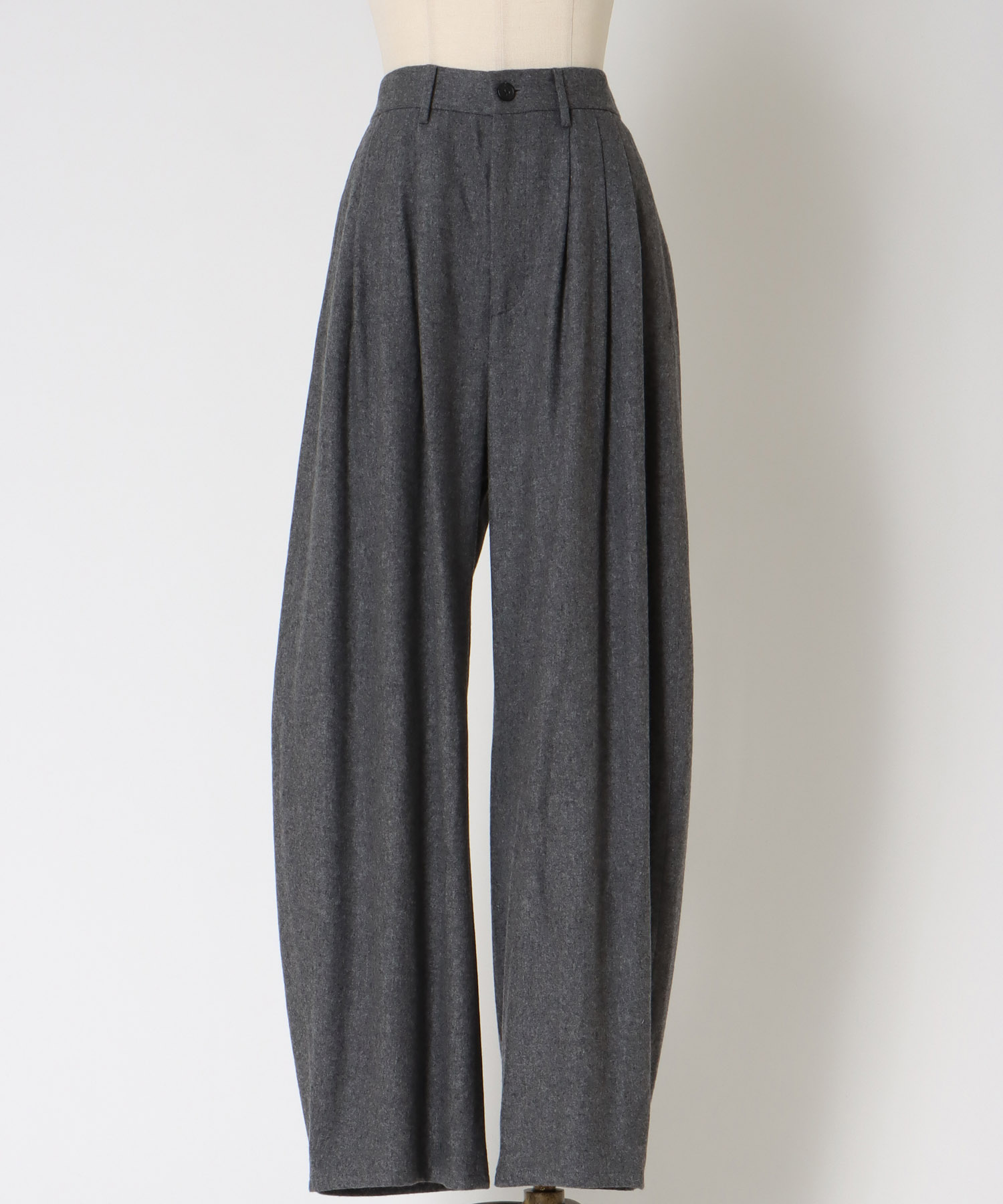 light air flannel 3tuck trousers