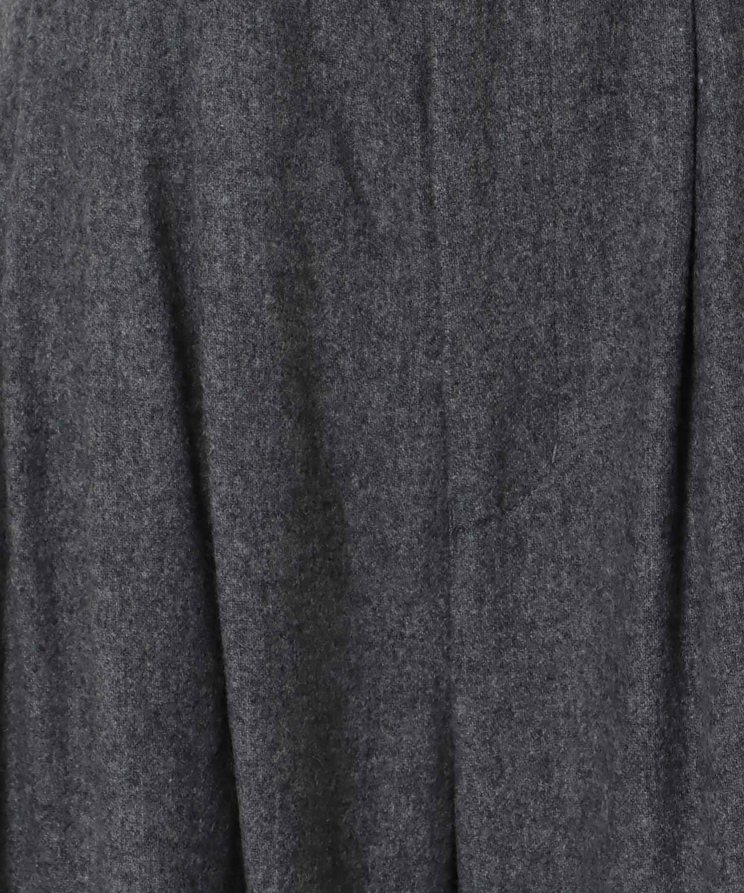 light air flannel 3tuck trousers