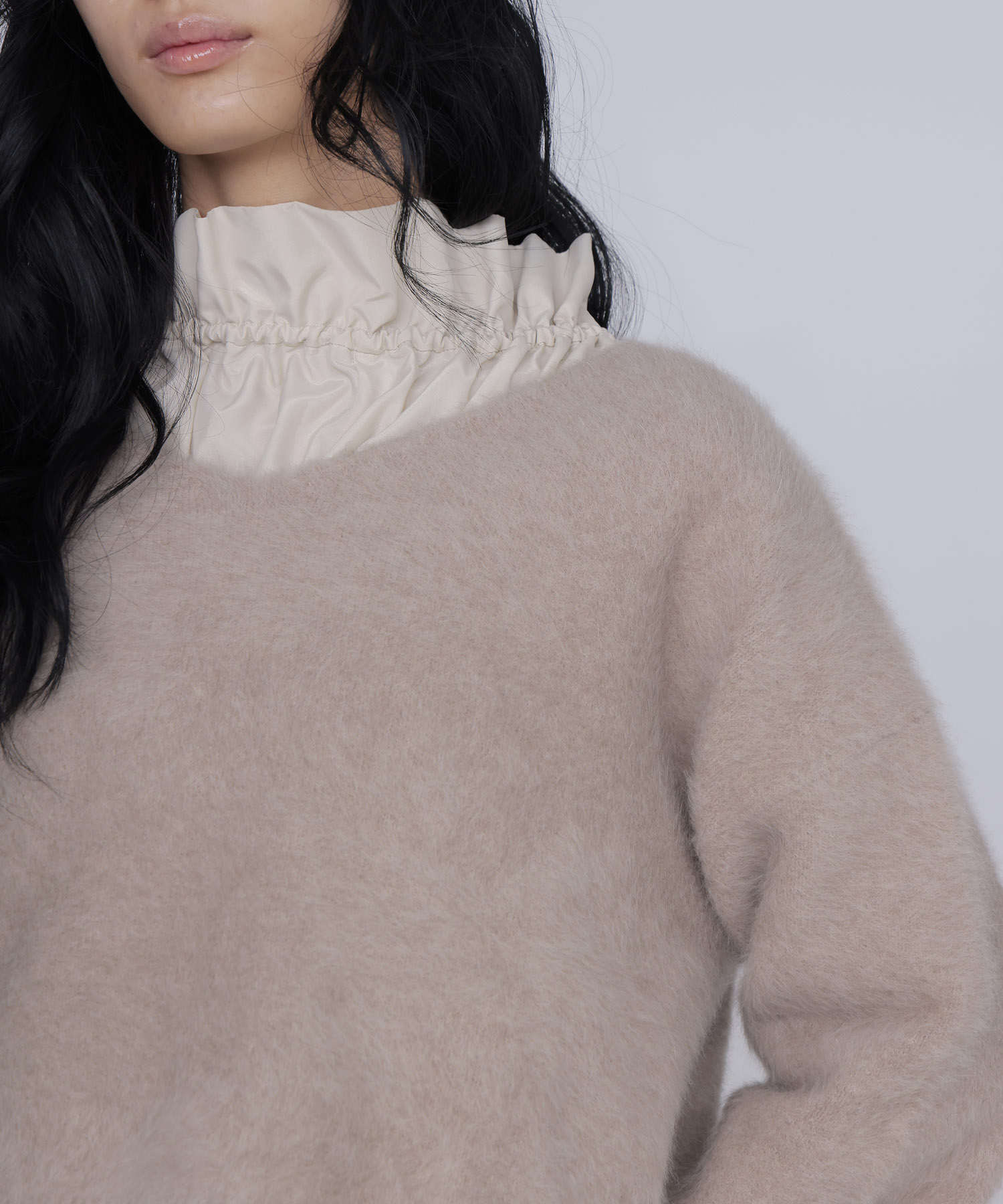 fox/ca shallow Vneck knit