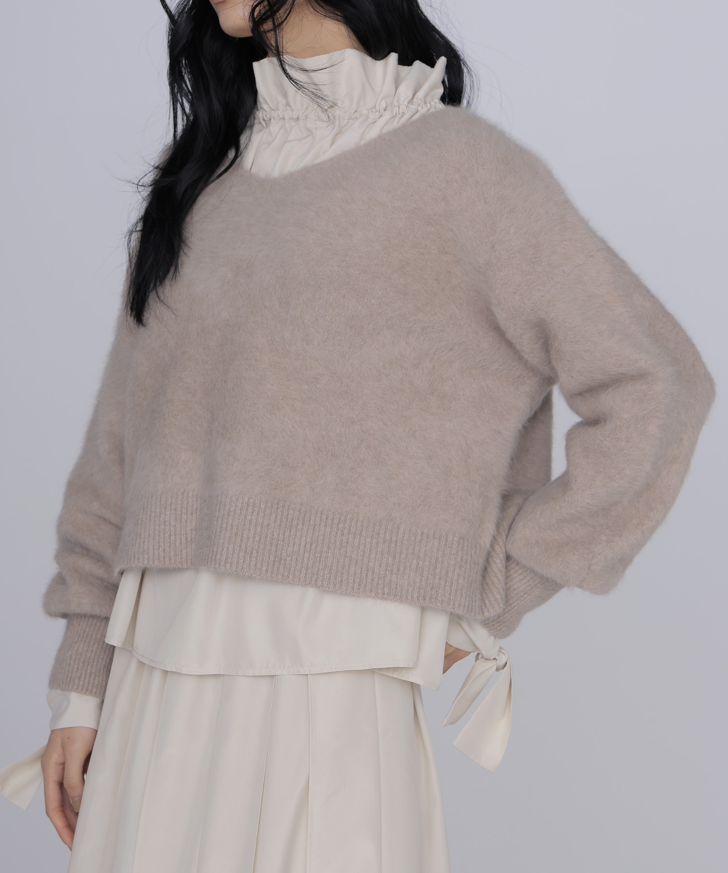 fox/ca shallow Vneck knit
