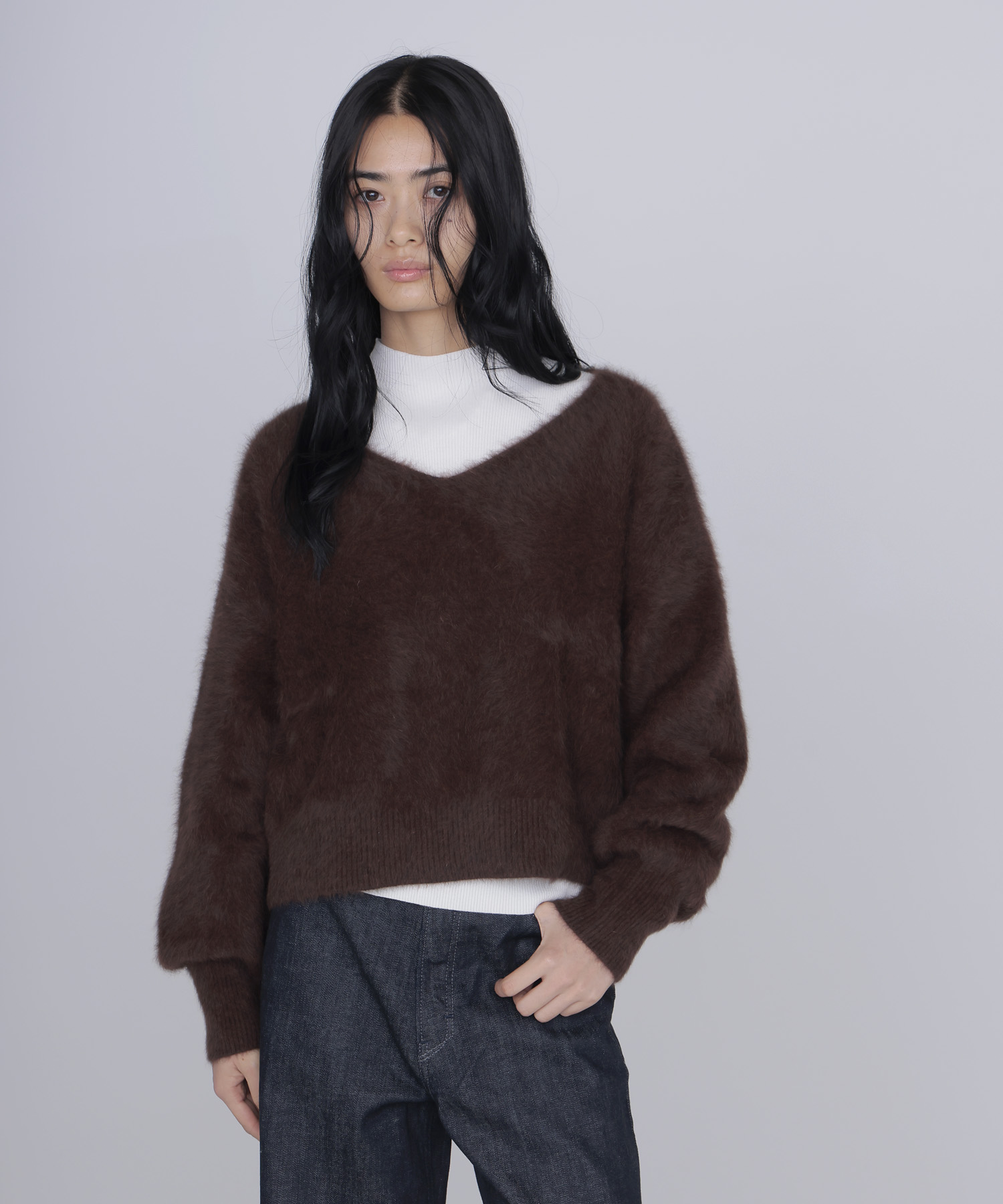 fox/ca shallow Vneck knit